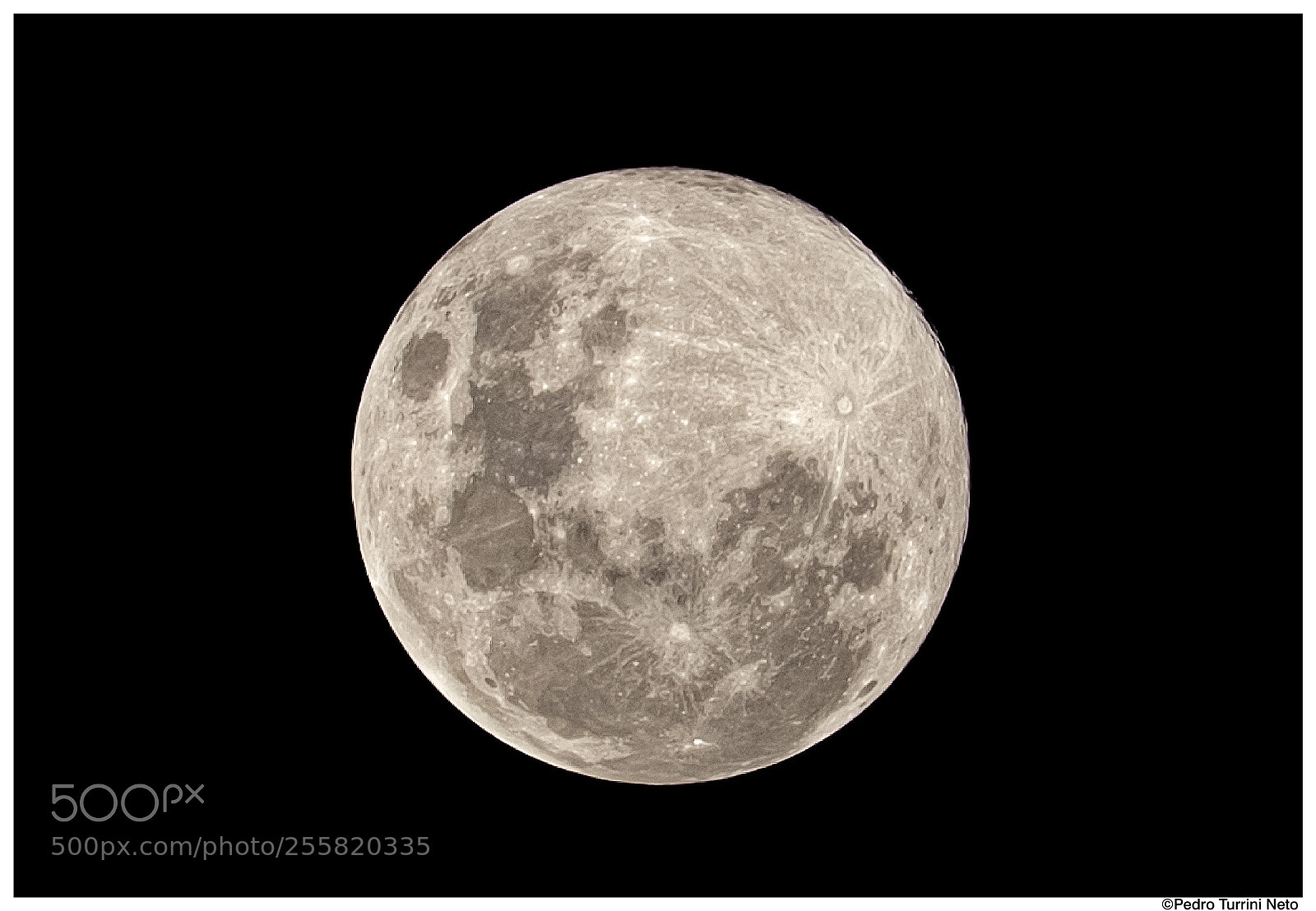 Canon EOS 600D (Rebel EOS T3i / EOS Kiss X5) sample photo. Moon photography