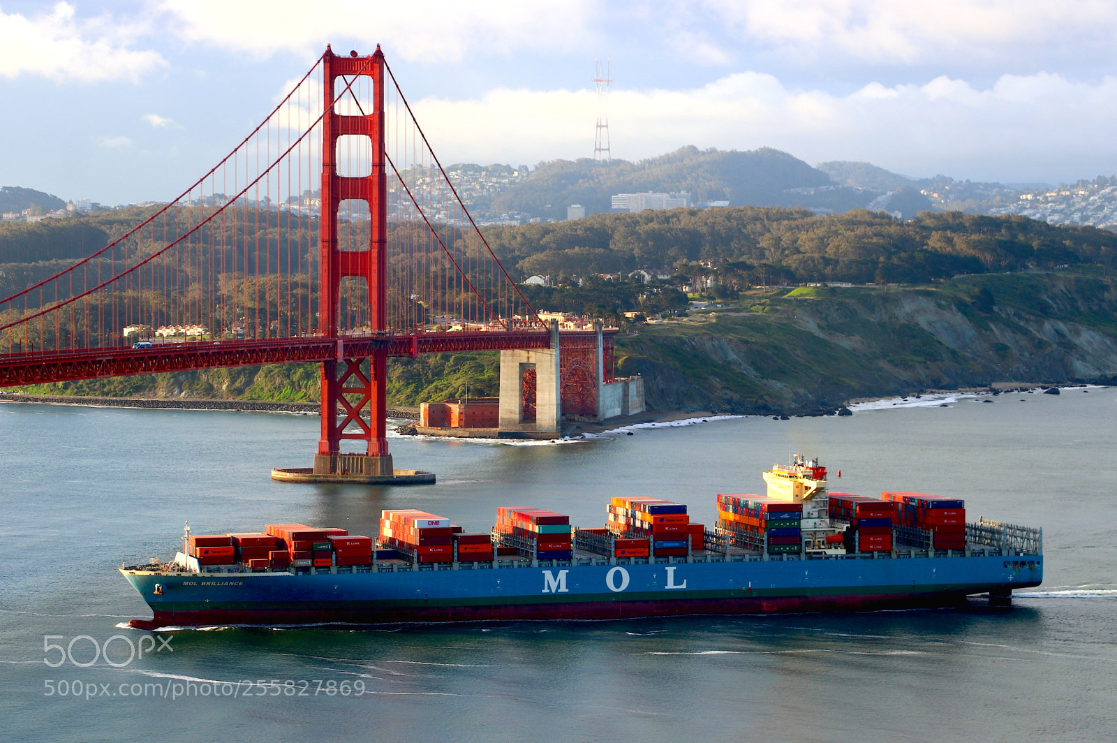 Canon EOS 80D sample photo. The ships come and photography