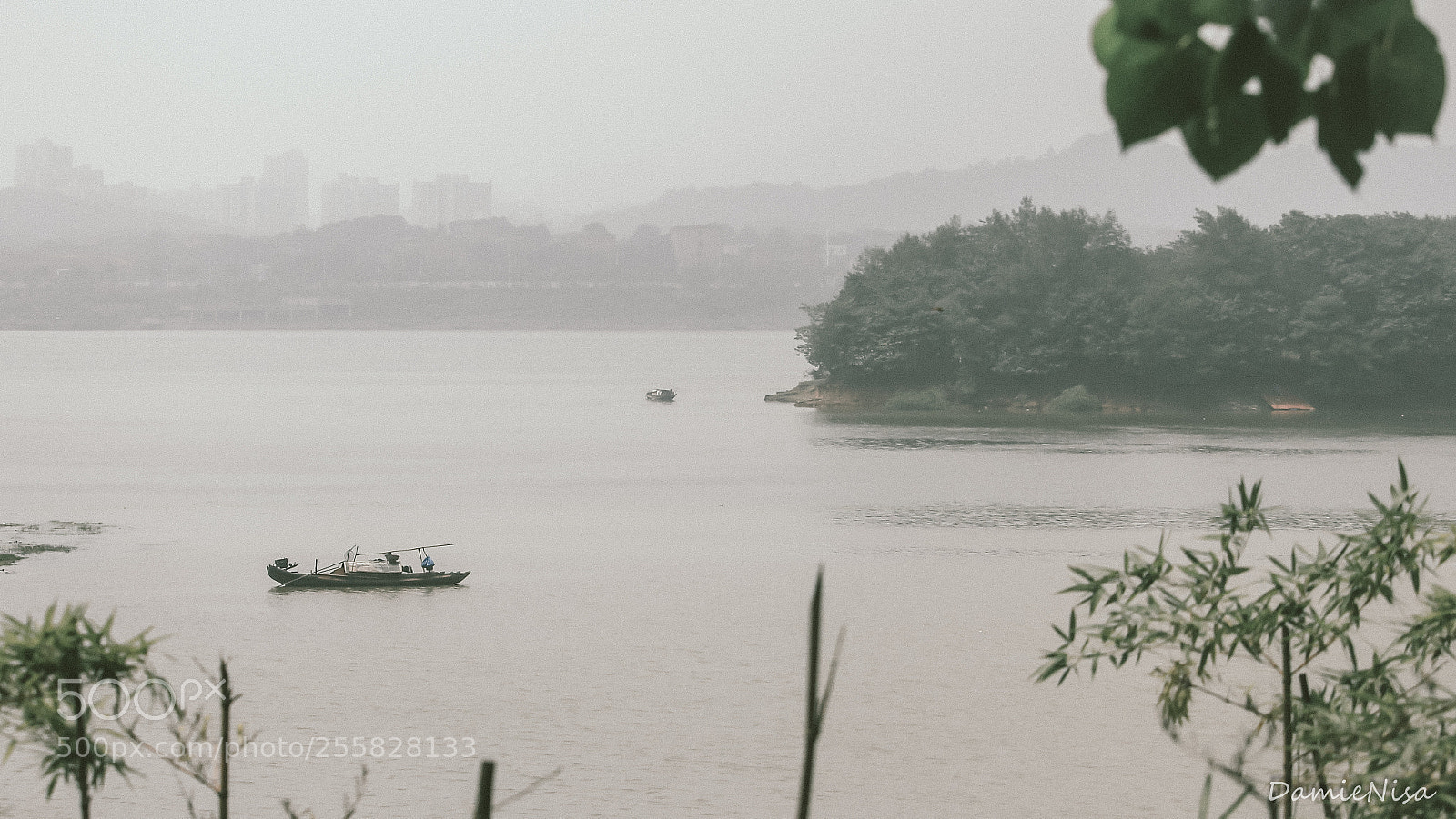 Canon EOS 700D (EOS Rebel T5i / EOS Kiss X7i) sample photo. 湘江北去 | flowing in the wind photography