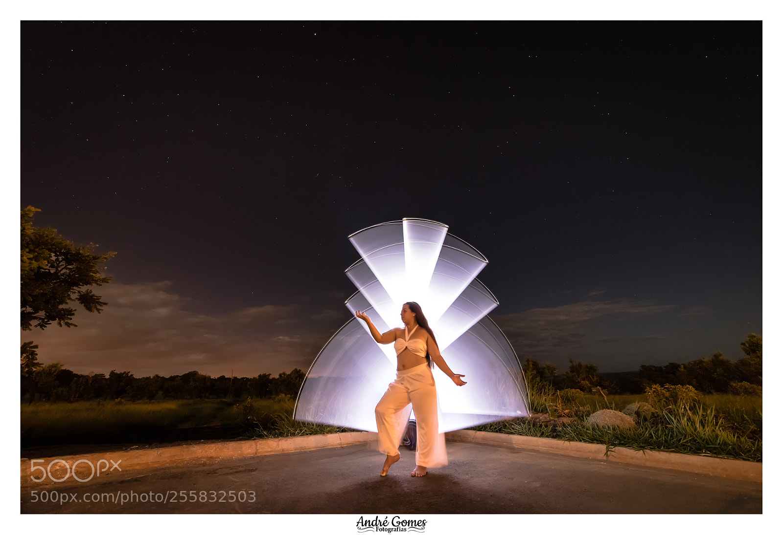Canon EOS 80D sample photo. Light painting photography
