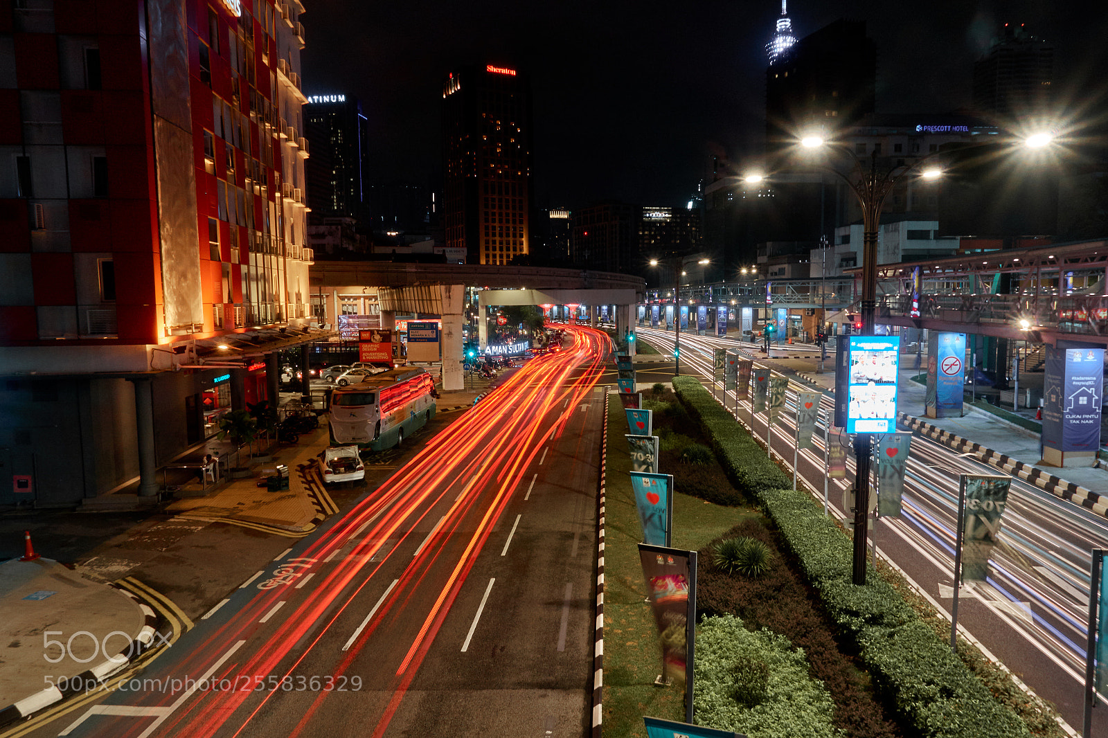 Sony Cyber-shot DSC-RX100 IV sample photo. Kuala lumpur lights photography