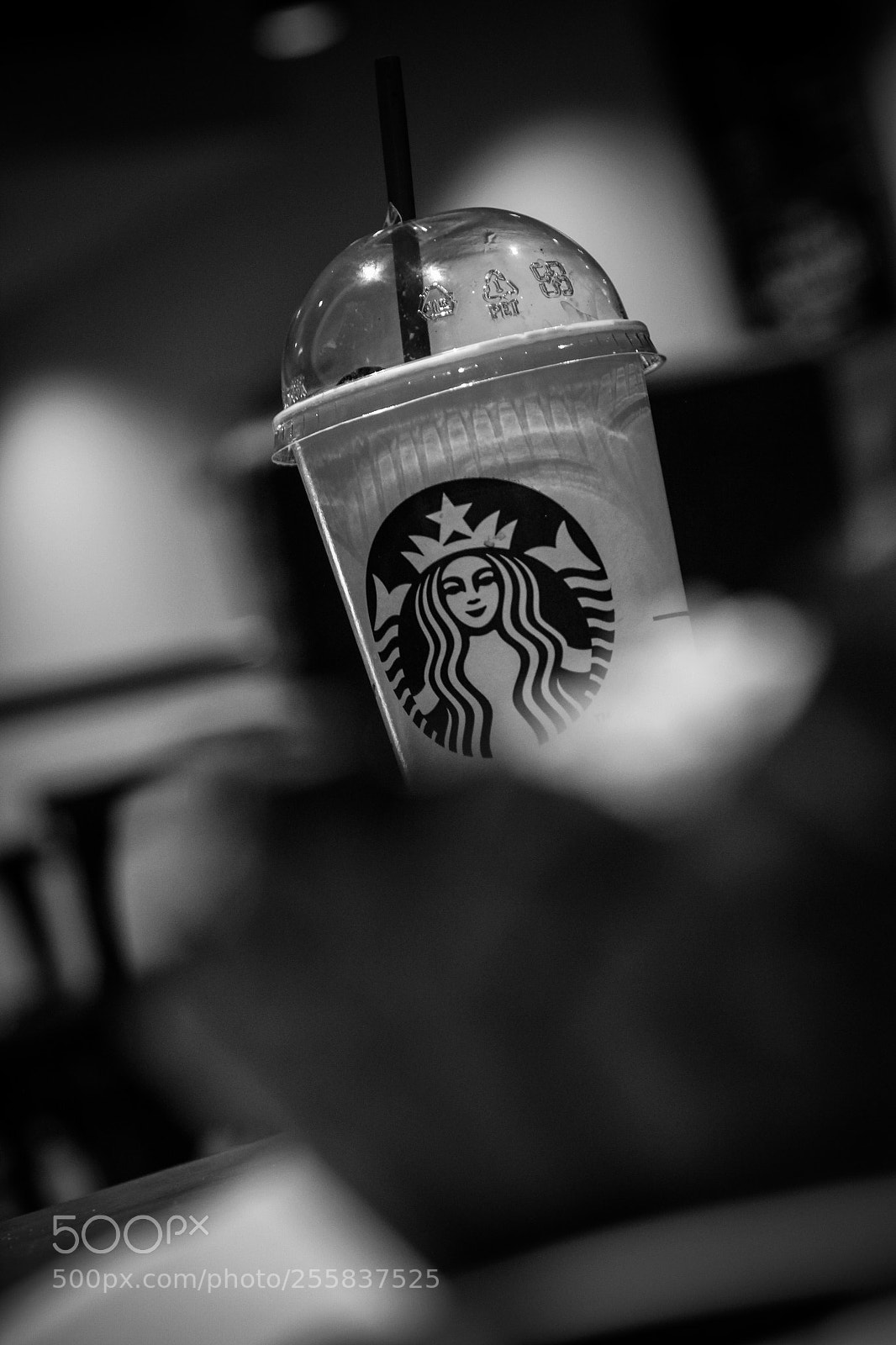 Canon EOS 60D sample photo. Starbucks coffee photography