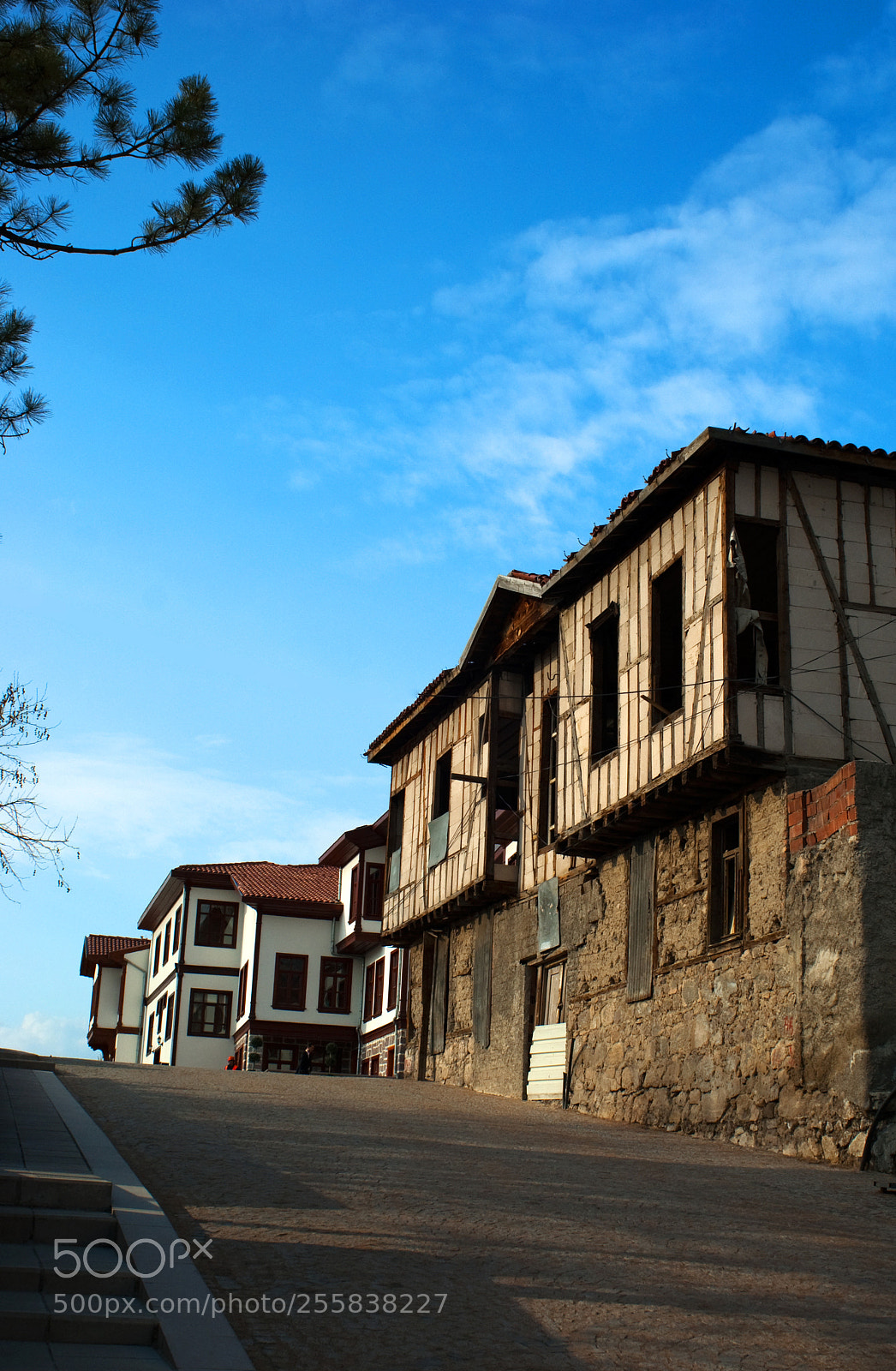 Sony Alpha DSLR-A200 sample photo. Old & new conflict photography