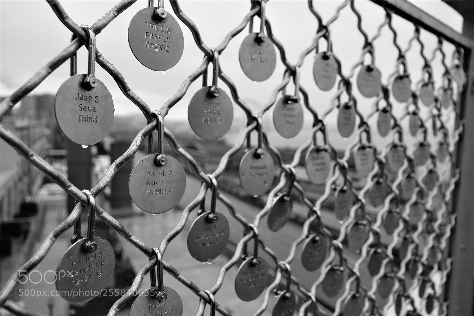 Canon EOS 100D (EOS Rebel SL1 / EOS Kiss X7) sample photo. Heard lock photography