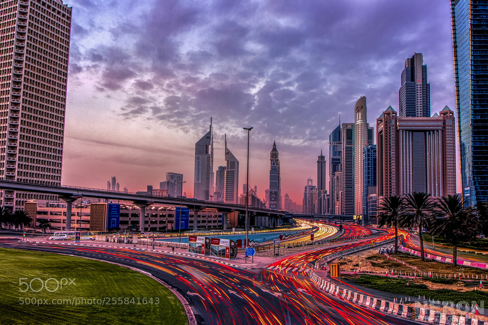 Canon EOS 80D sample photo. Rush hour photography