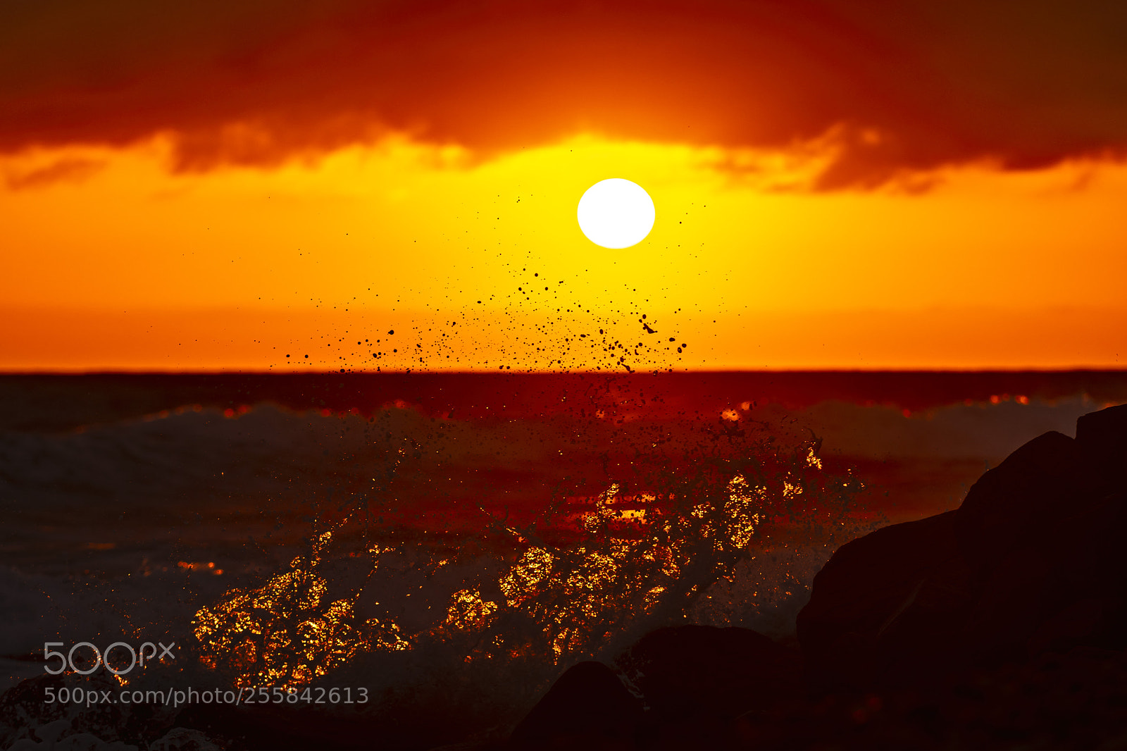 Nikon D500 sample photo. Waves crash at sunset photography