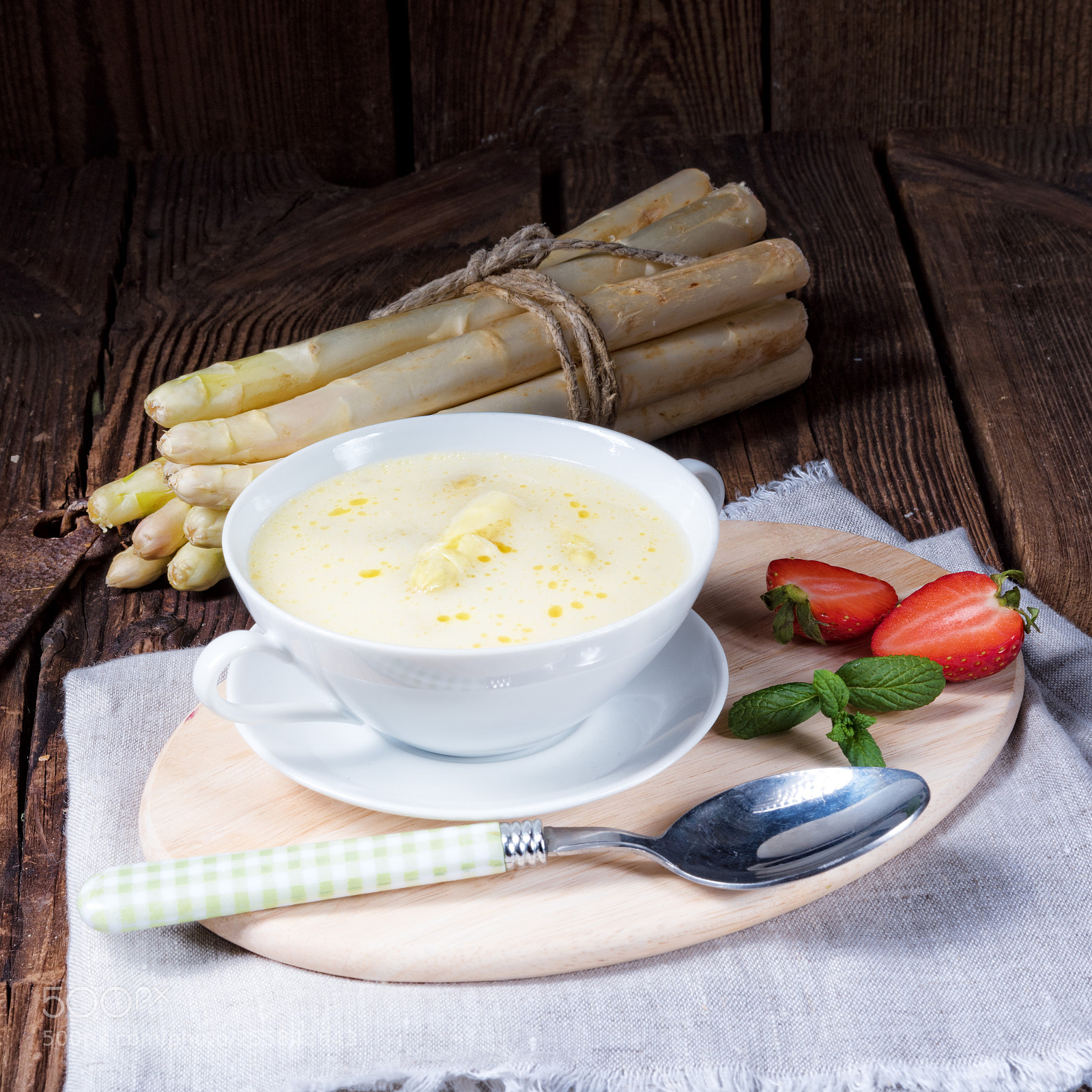 Nikon D810 sample photo. Rustic white asparagus cream photography