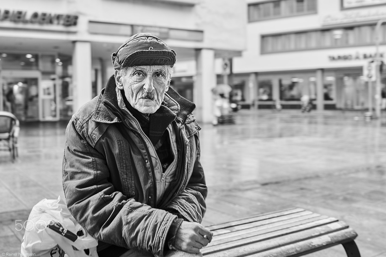 Sony Cyber-shot DSC-RX1R II sample photo. Mann 562 b&w photography