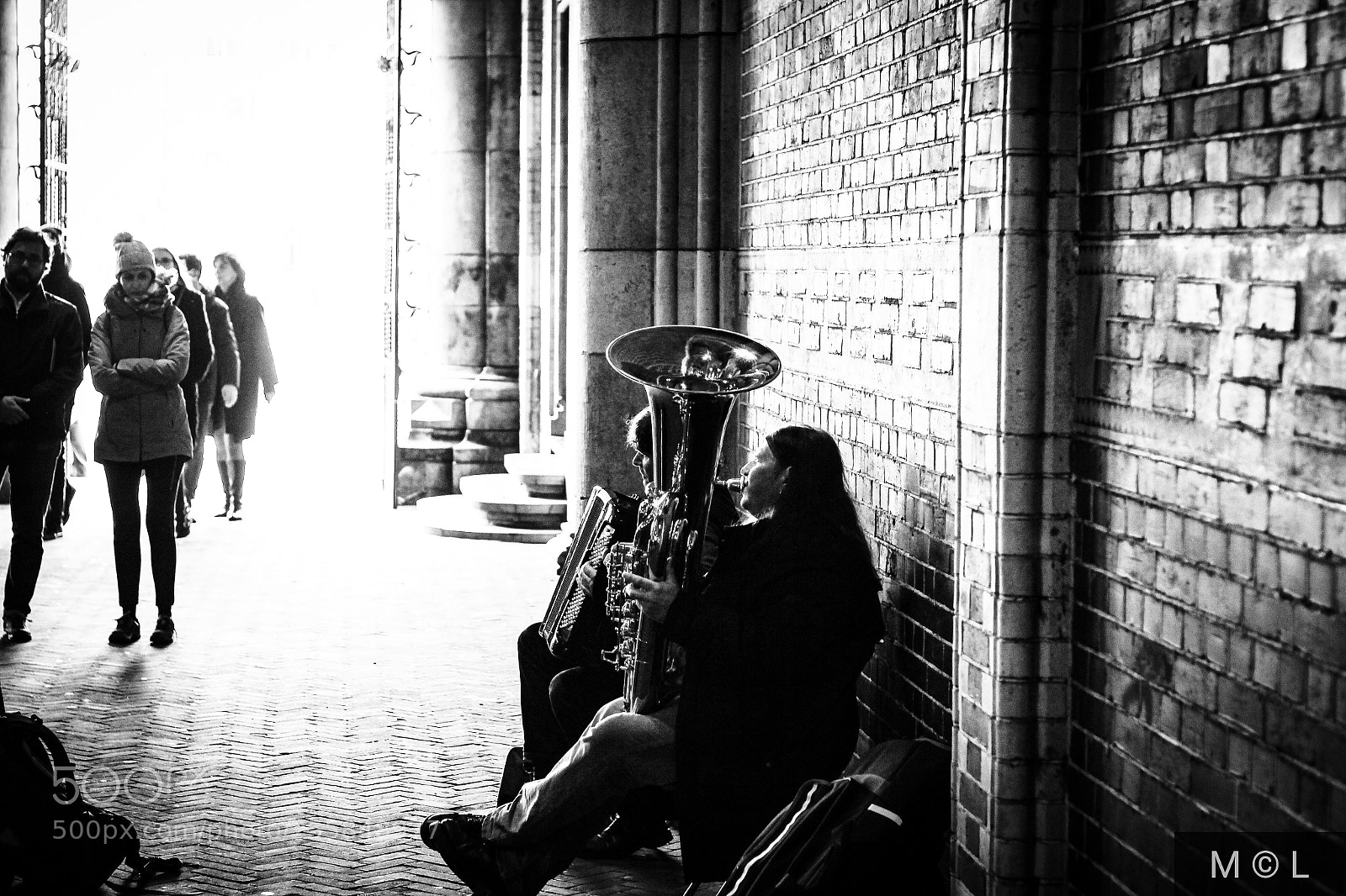Canon EOS 600D (Rebel EOS T3i / EOS Kiss X5) sample photo. Street musician photography