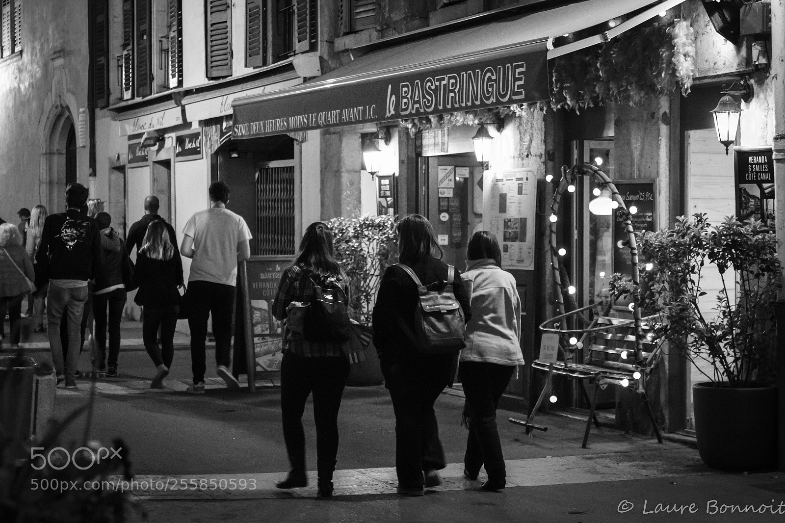 Canon EOS 70D sample photo. In the street  photography