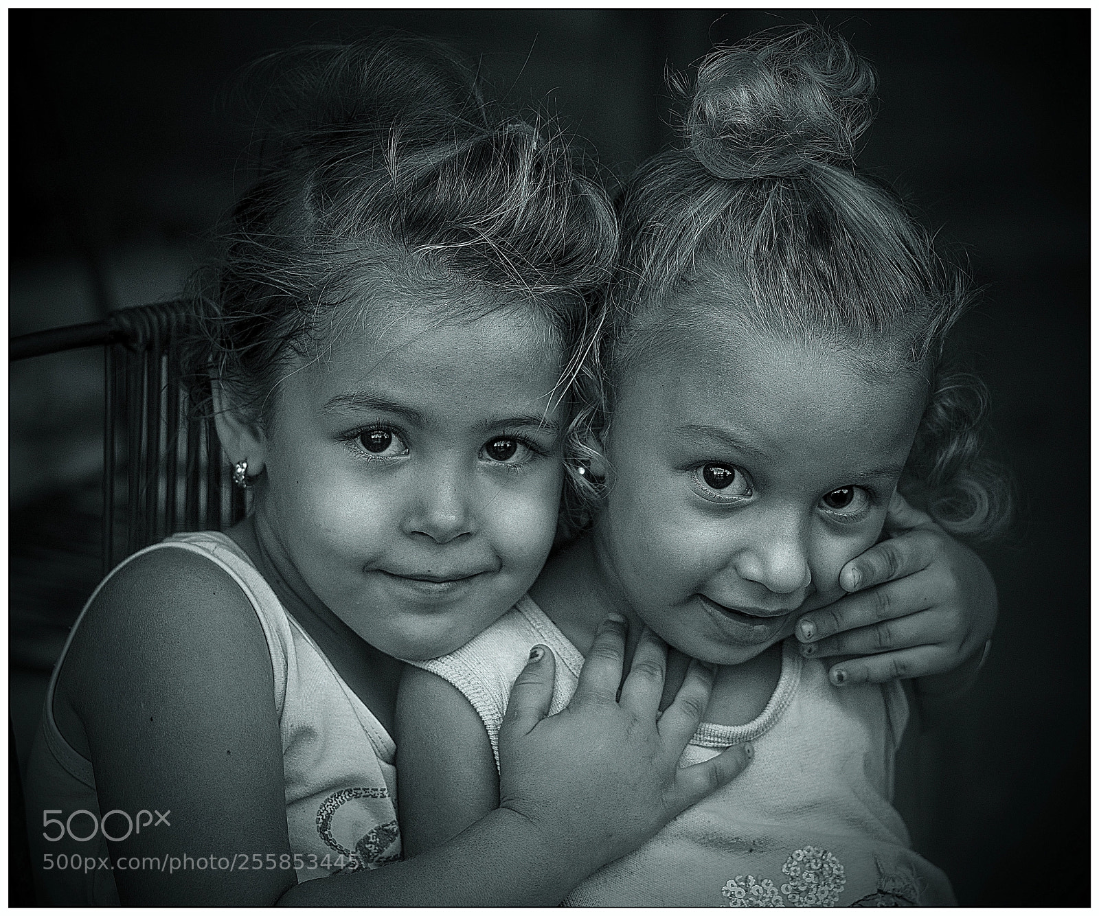 Pentax K-3 II sample photo. Cousins photography