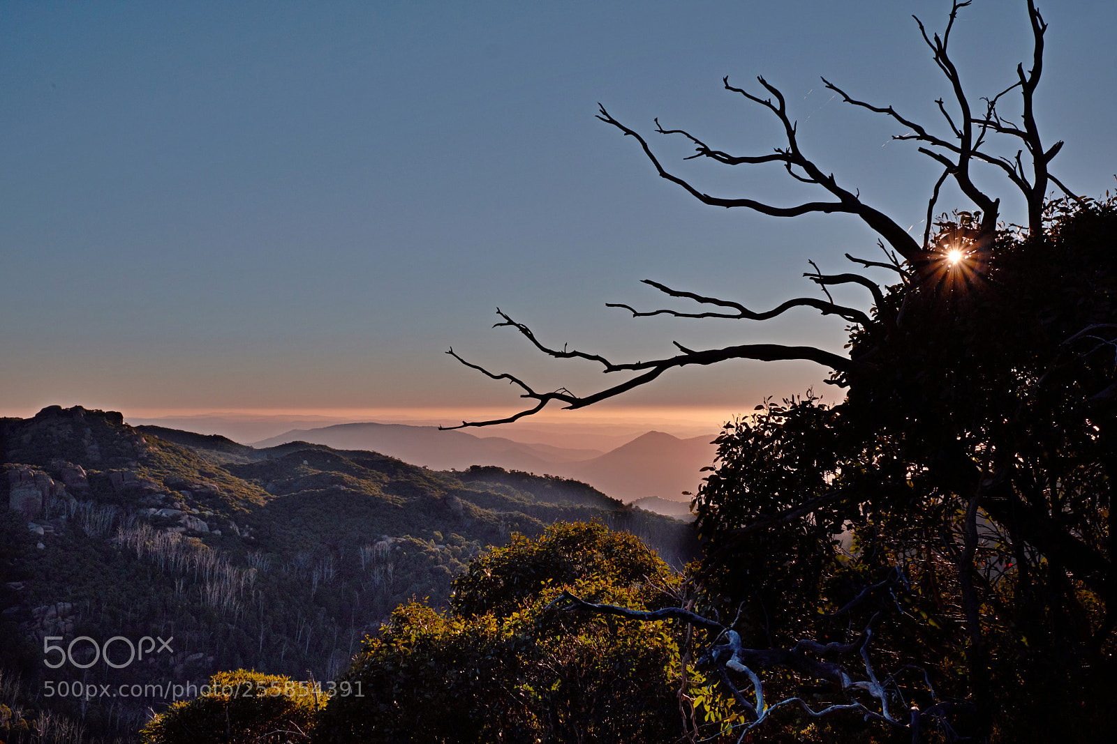 Fujifilm X-T2 sample photo. Dusk from mt buffalo photography