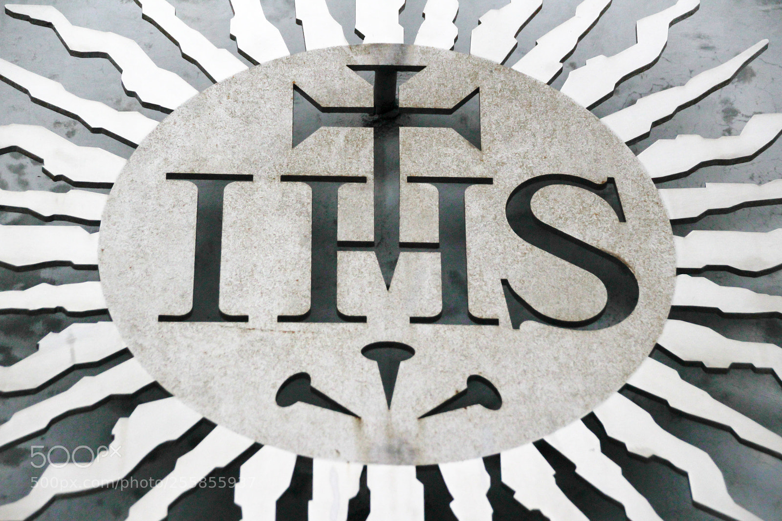 Canon EOS 1200D (EOS Rebel T5 / EOS Kiss X70 / EOS Hi) sample photo. Jesuit symbol at corpus photography