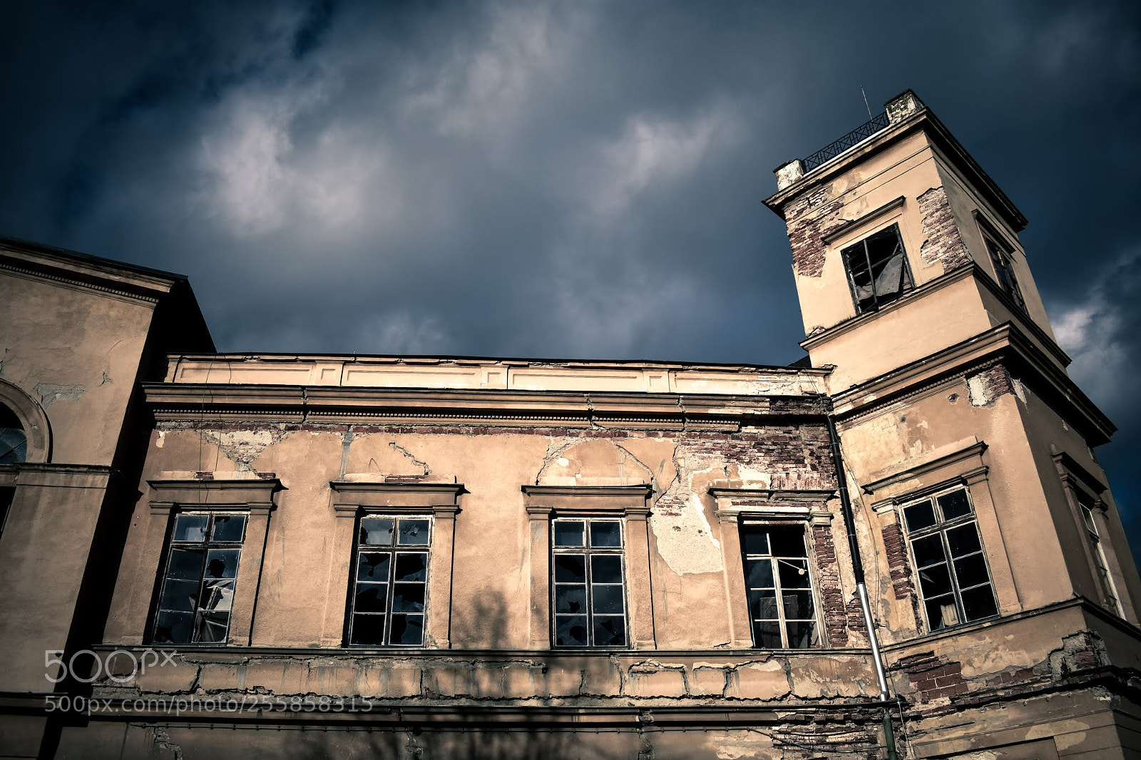 Nikon D3400 sample photo. Haunted castle photography