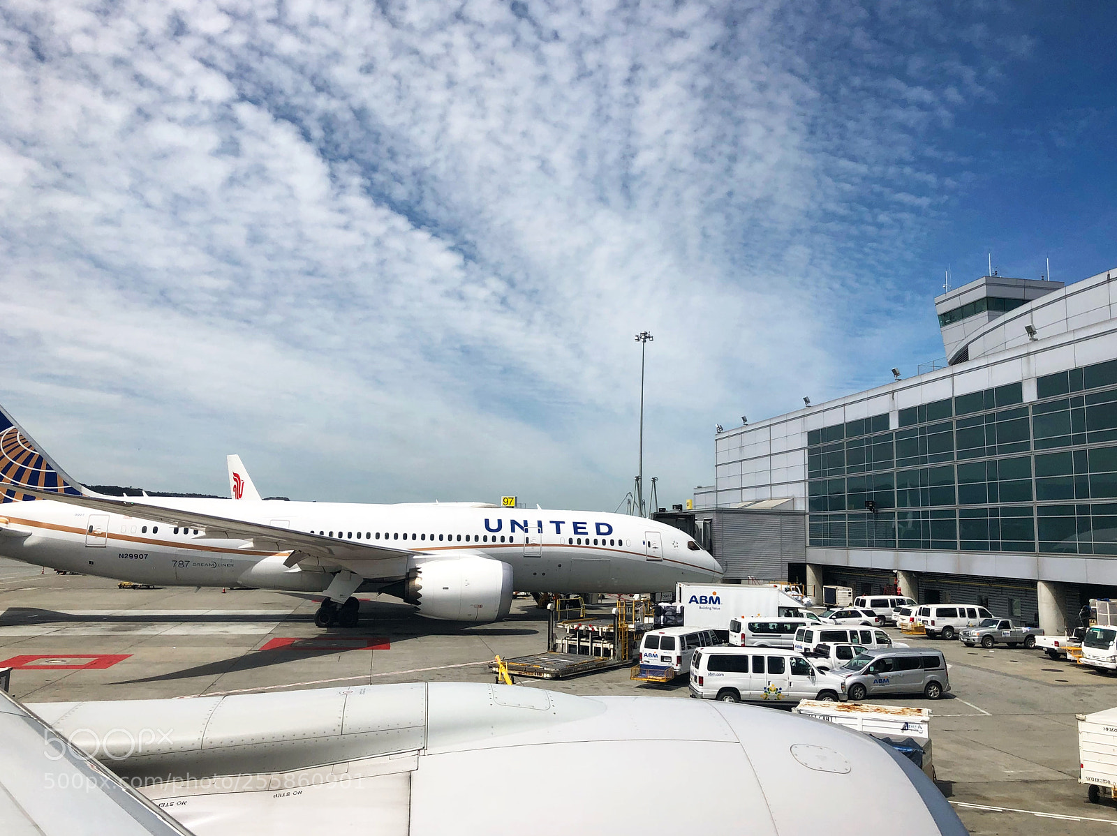 Apple iPhone X sample photo. April 09 2018 at 01:04pm photography