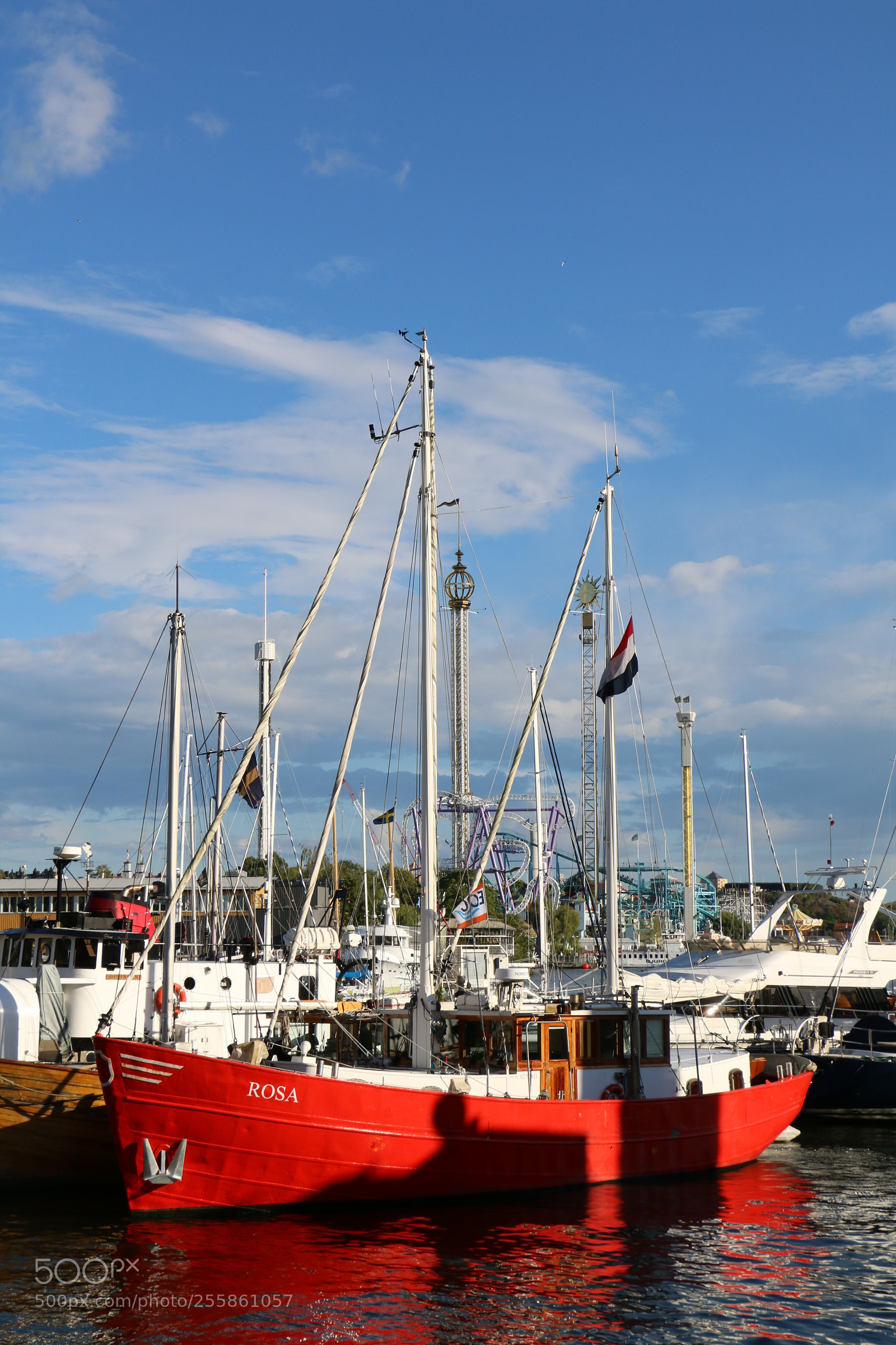 Canon EOS 70D sample photo. Typical boats in stockholm photography