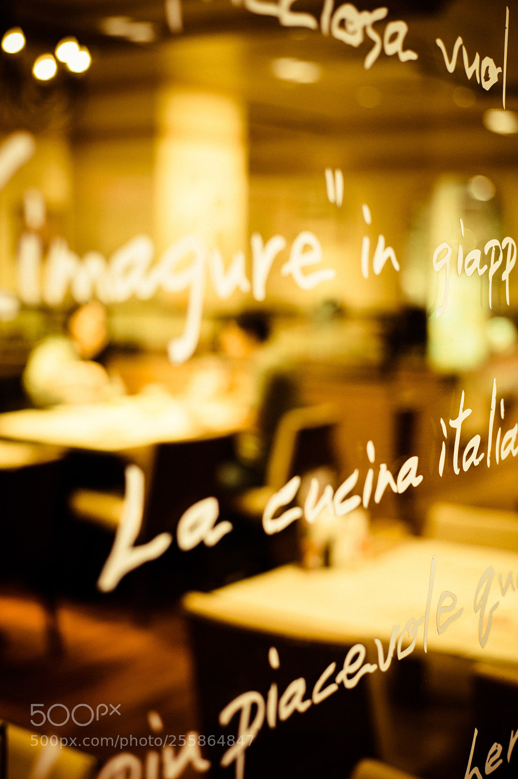 Leica M9 sample photo. On a date photography