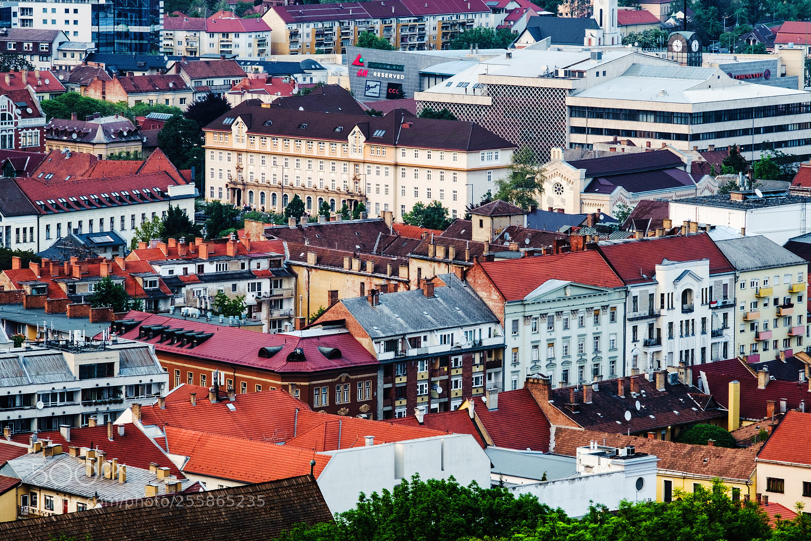 Fujifilm X-Pro1 sample photo. Miskolc part i. photography