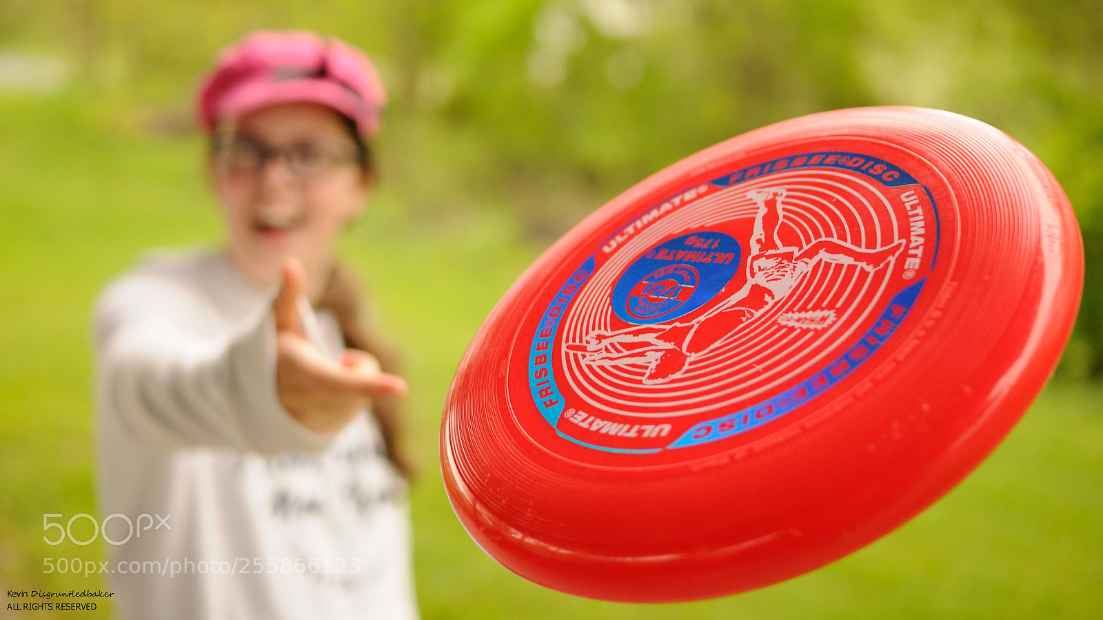 Nikon D90 sample photo. Tossing red photography