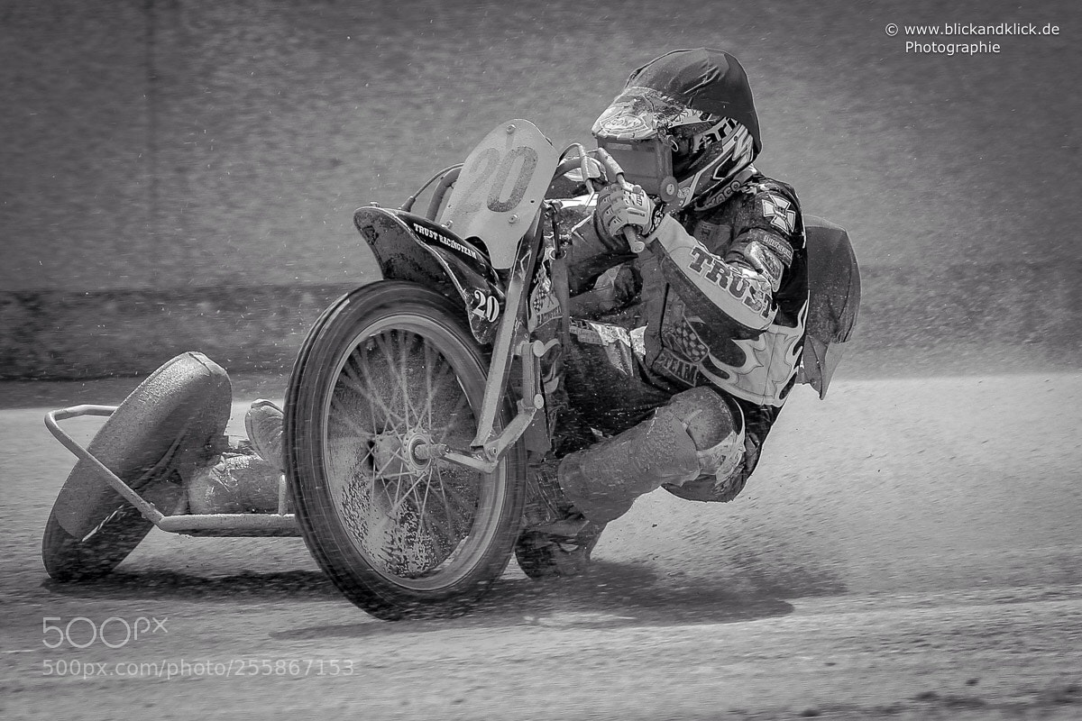 Canon EOS 7D Mark II sample photo. Racing photography