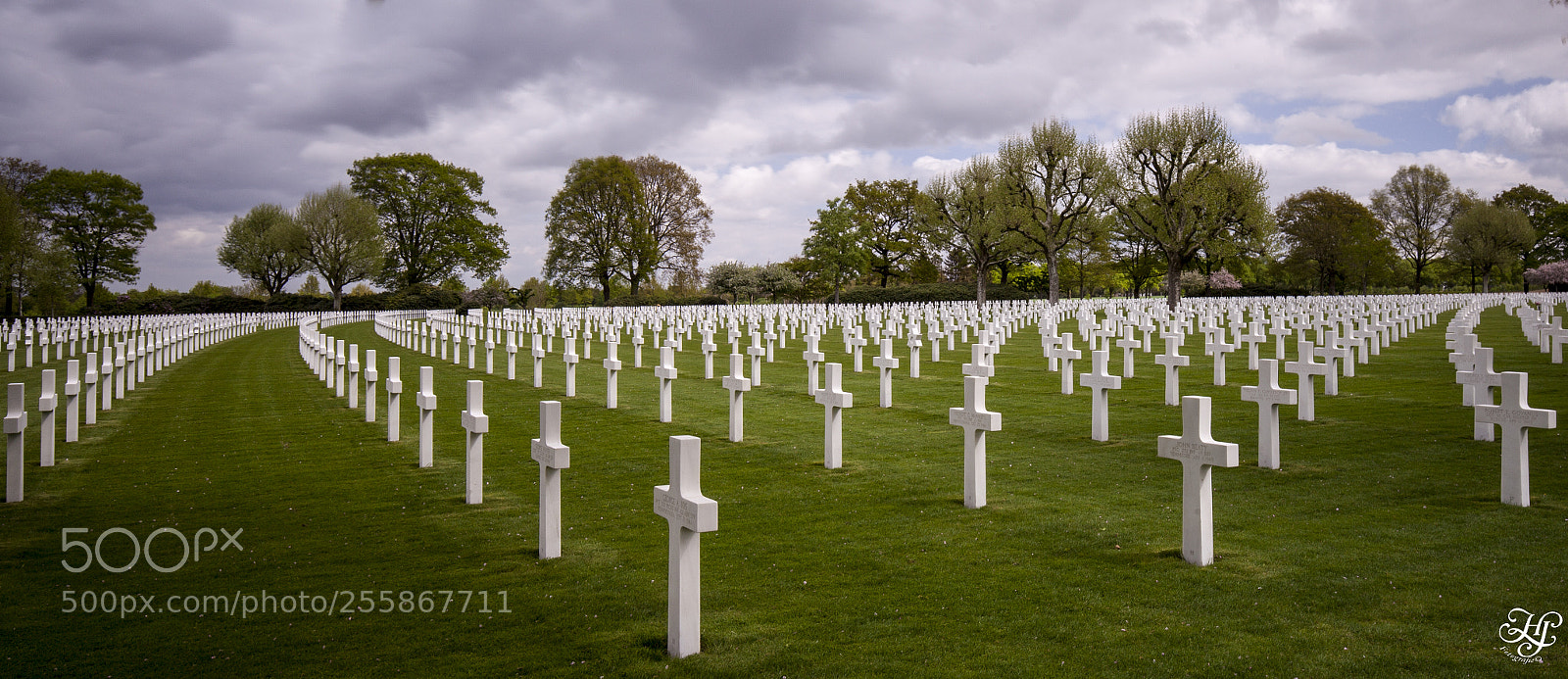 Canon EOS 5D Mark II sample photo. Cemetery and memorial photography