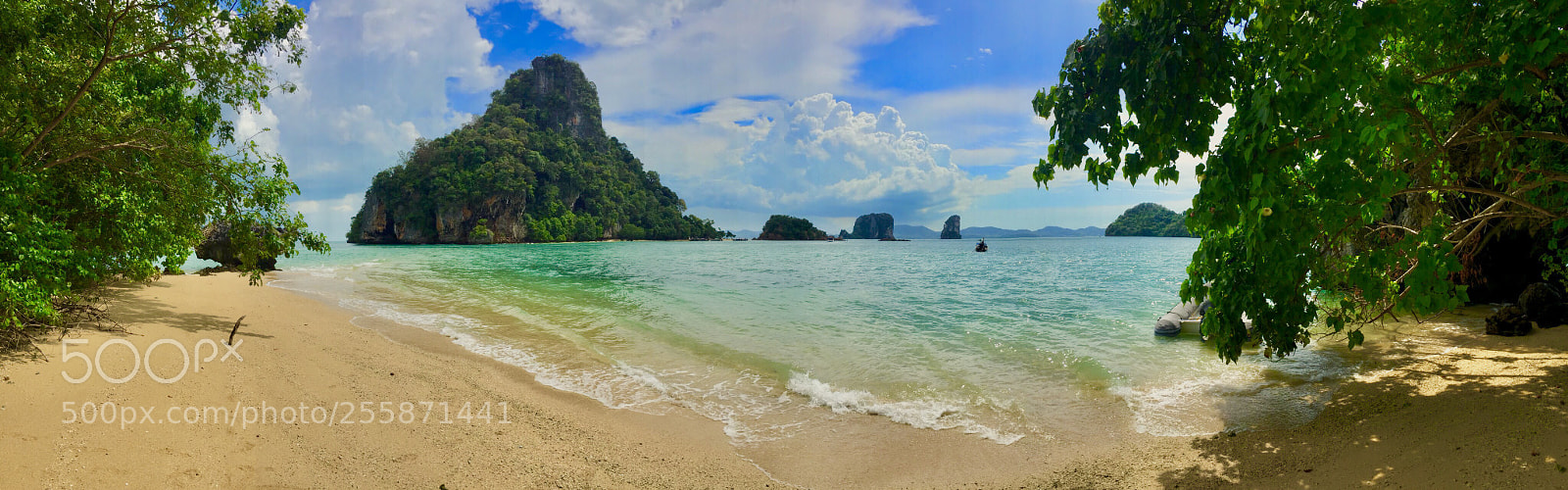 Apple iPhone 6 sample photo. Beach life photography