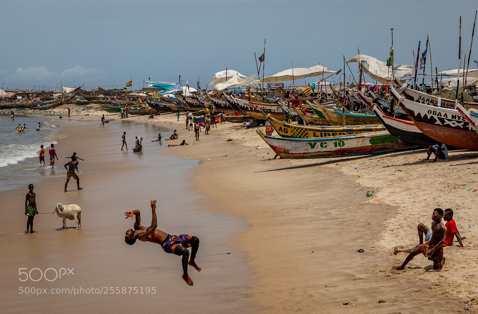 Canon EOS 5D Mark IV sample photo. Beach play photography