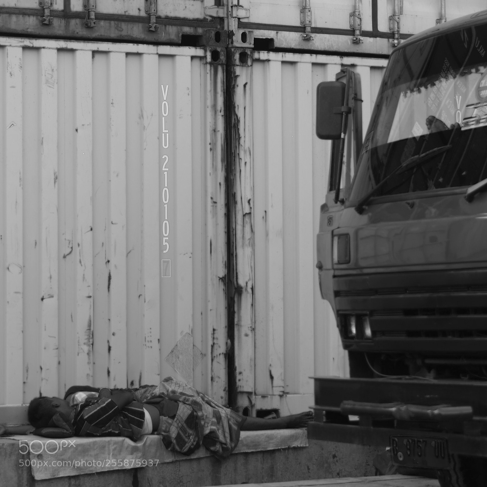Sony a7R III sample photo. Homelessness in jakarta photography