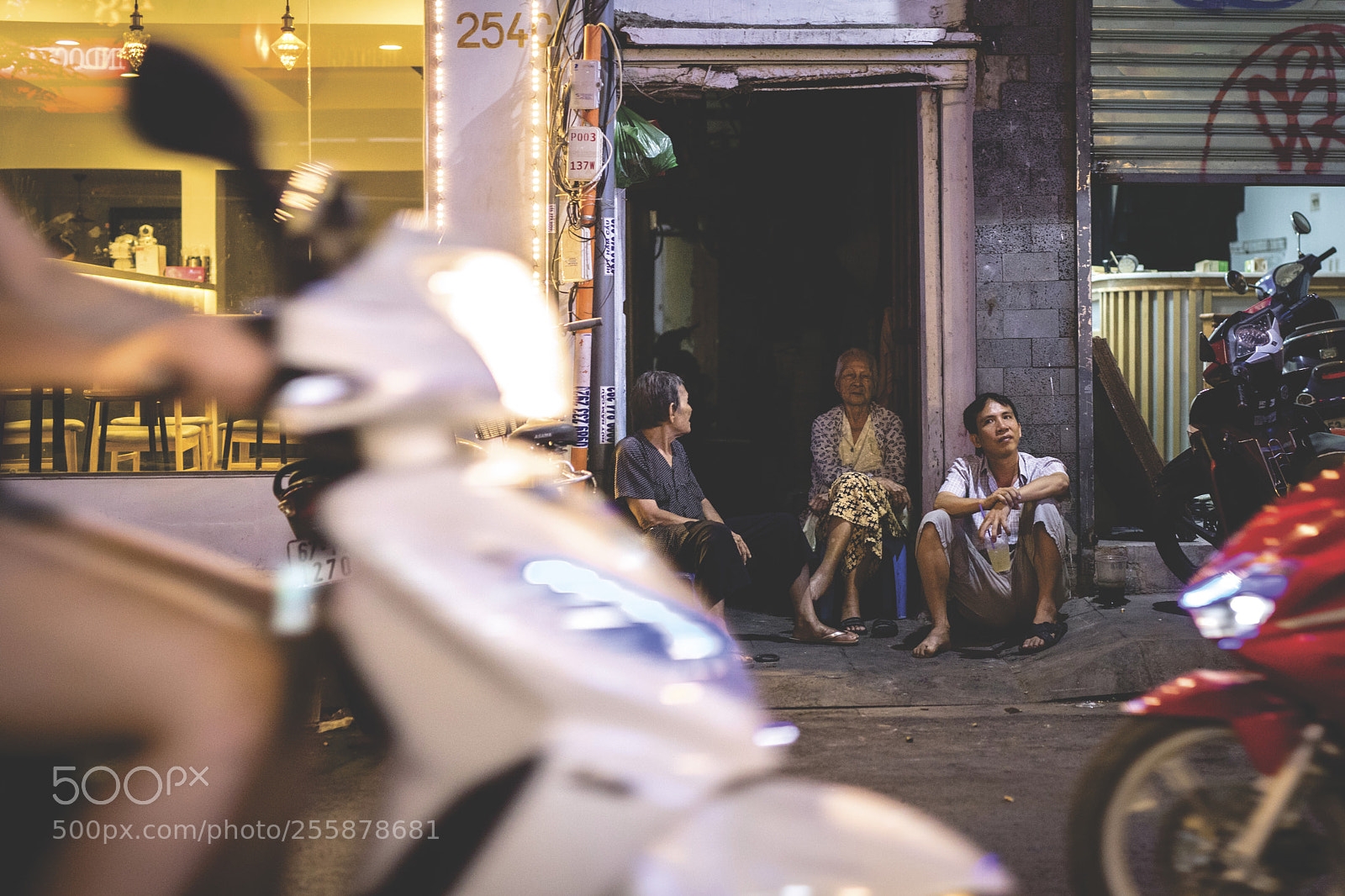 Canon EOS 6D Mark II sample photo. Some moments photography