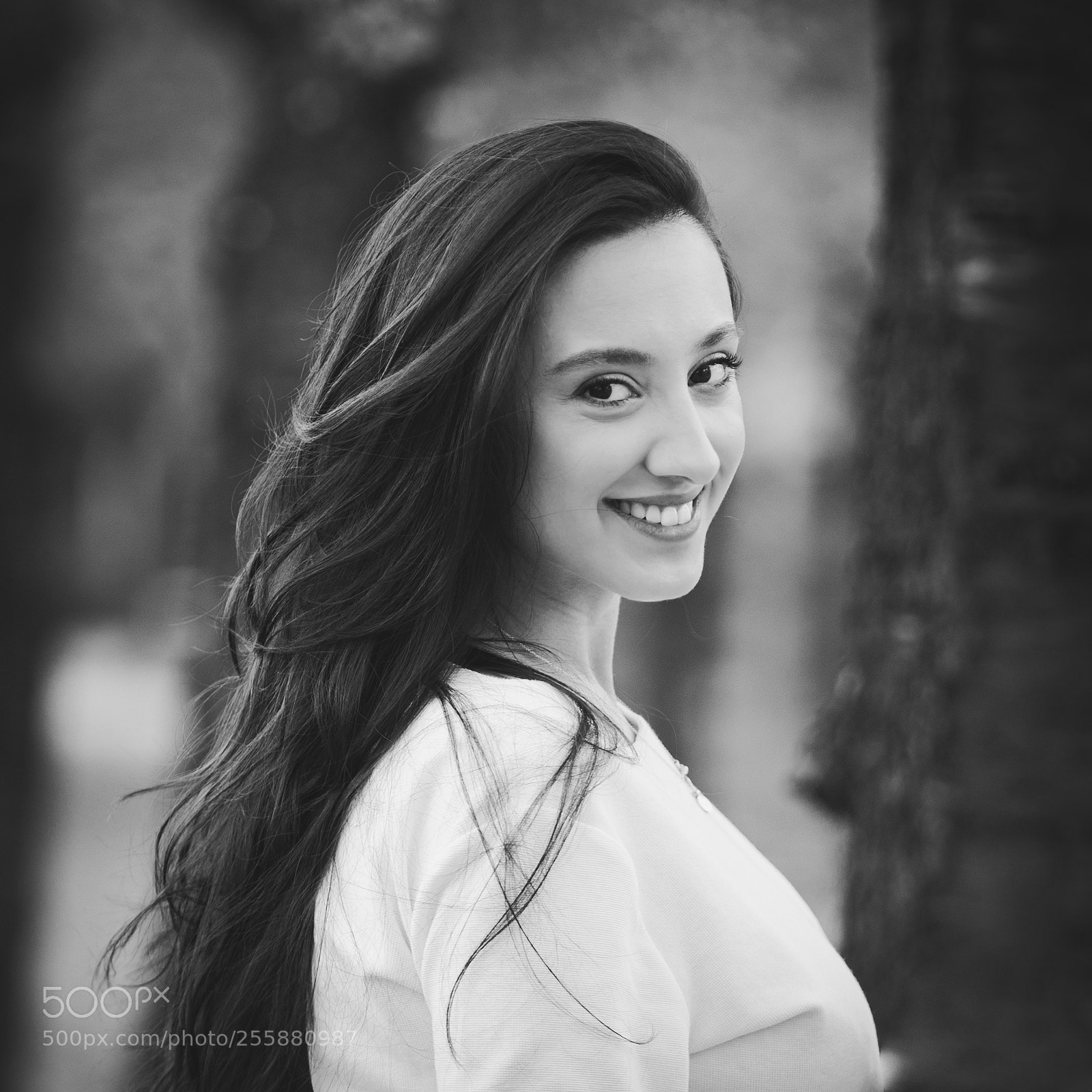 Canon EOS 6D sample photo. Portrait in black&white photography