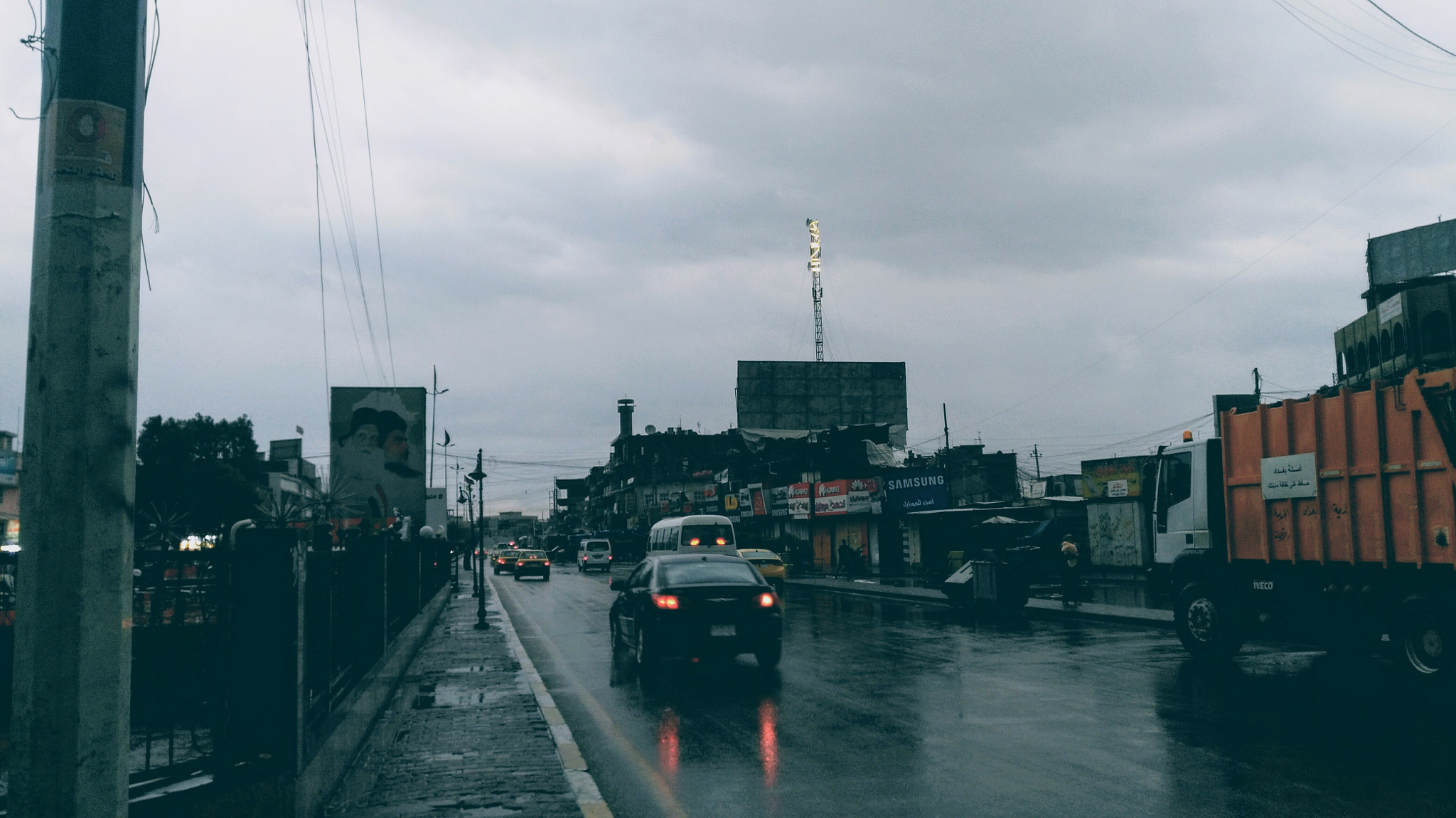 HUAWEI Honor 5X sample photo. Quiet city photography