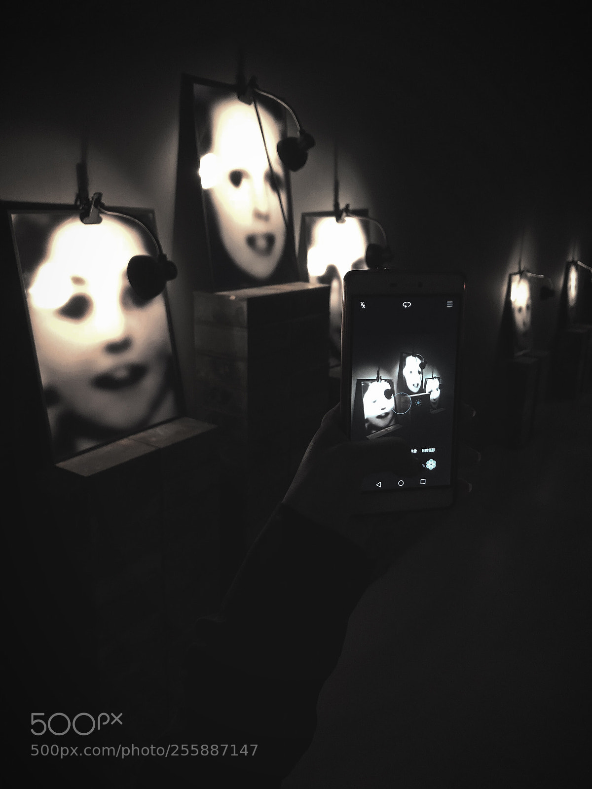 Apple iPhone 8 Plus sample photo. Six faces photography