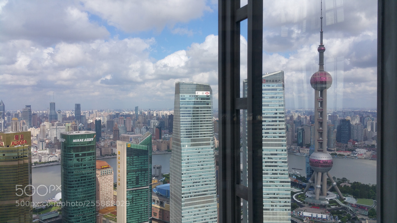 Samsung Galaxy Note4 sample photo. Shangai through the window photography