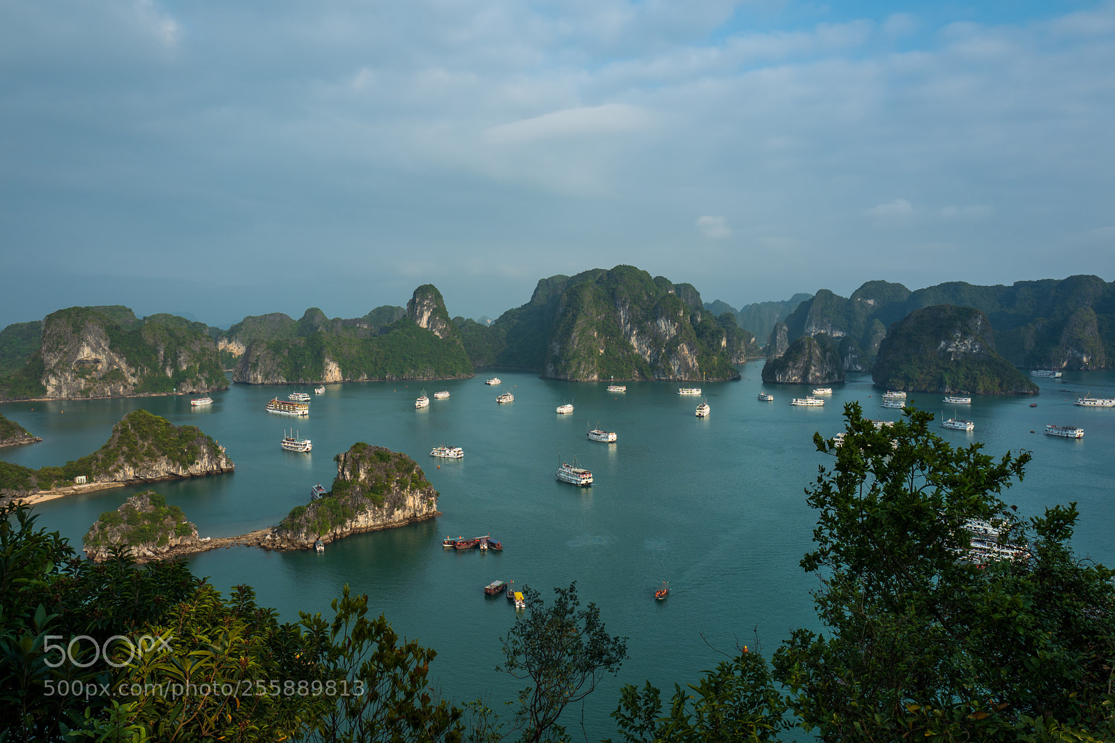 Leica Q (Typ 116) sample photo. The halong bay in photography