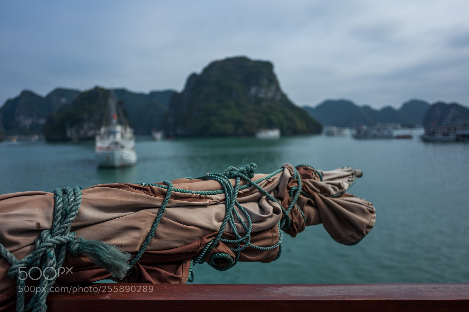 Leica Q (Typ 116) sample photo. The halong bay in photography