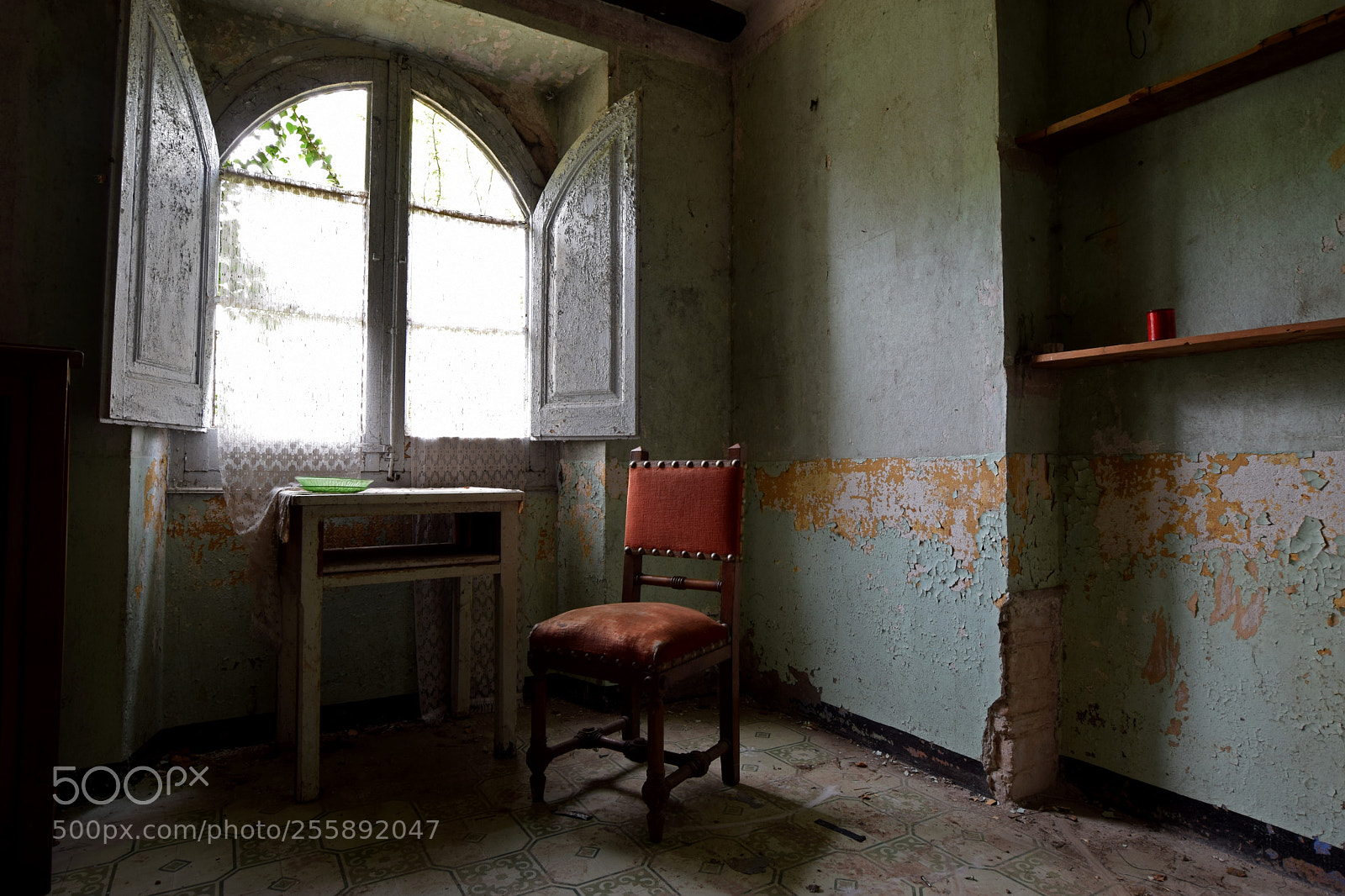Nikon D5300 sample photo. Urbex room photography