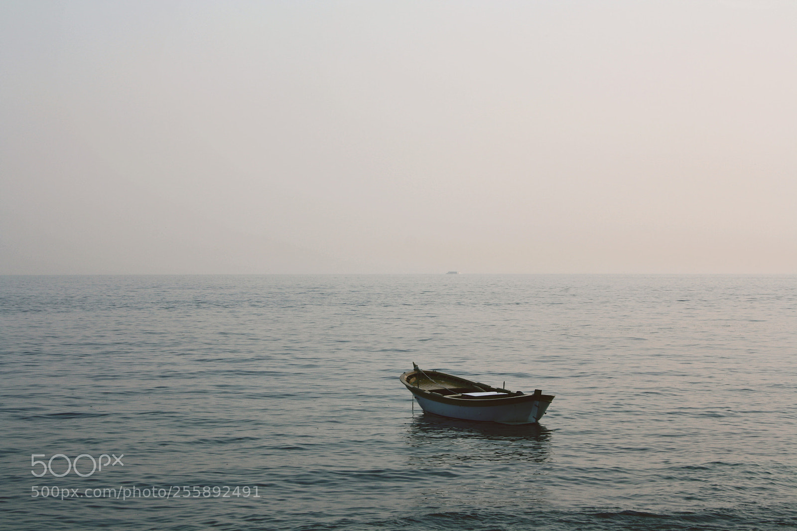 Canon EOS 1000D (EOS Digital Rebel XS / EOS Kiss F) sample photo. Boat photography