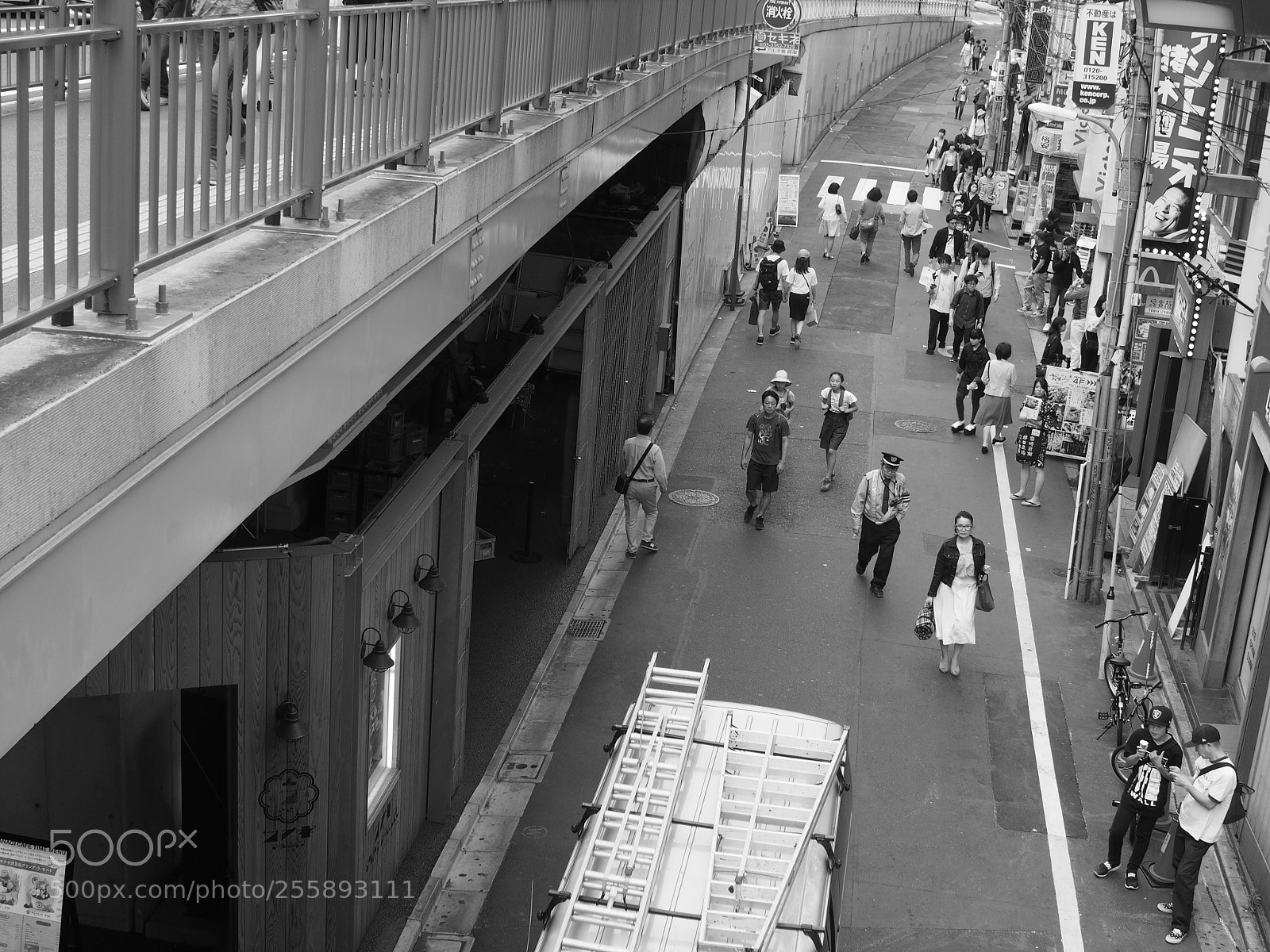 Olympus OM-D E-M1 sample photo. Shinjuku photography