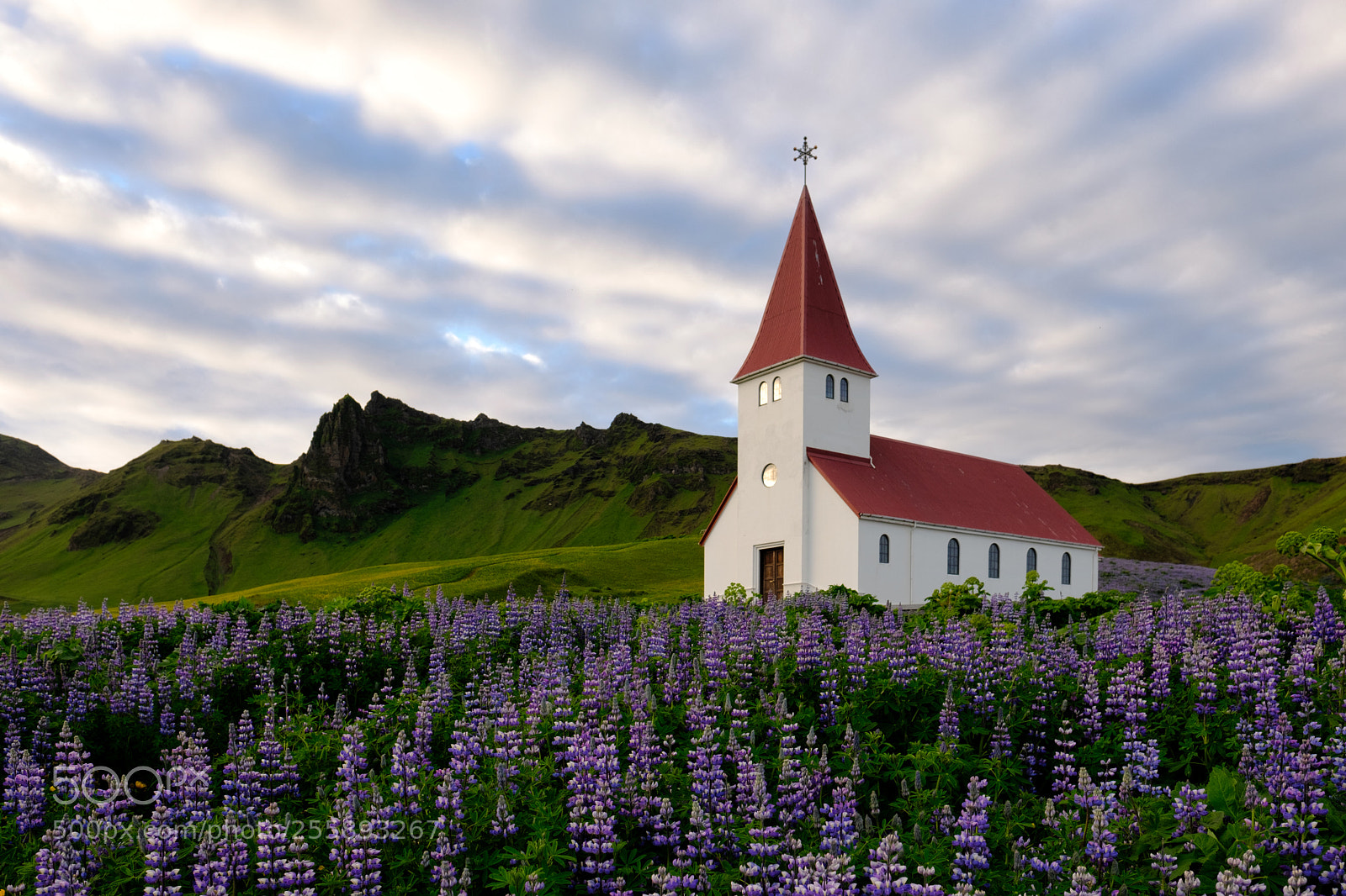 Fujifilm X-T2 sample photo. Víkurkirkja church photography