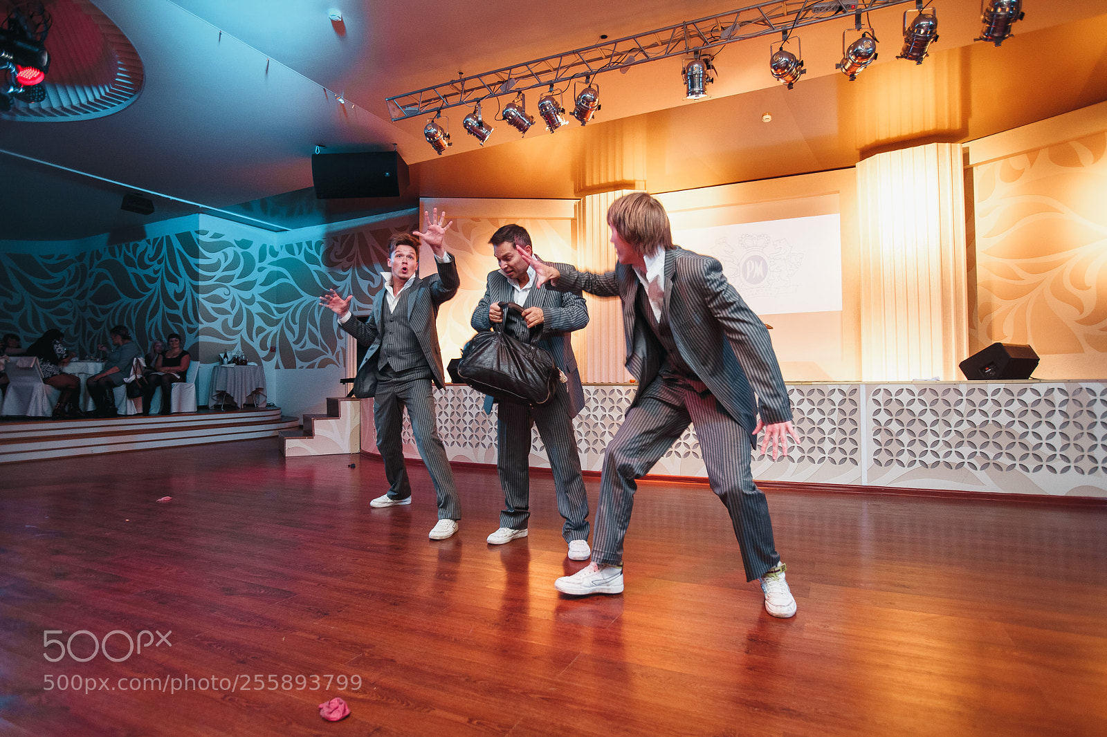 Canon EOS 5D Mark II sample photo. Private reporting photography