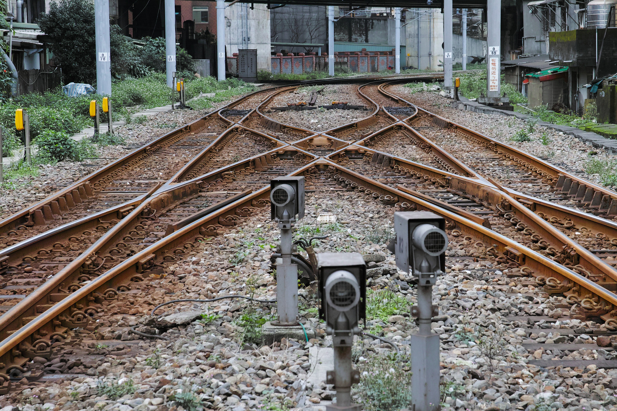 Sigma sd Quattro sample photo. Railway photography