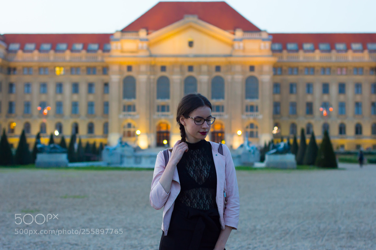Nikon D3200 sample photo. University's fashion photography