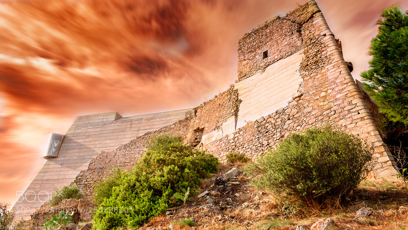 Canon EOS 750D (EOS Rebel T6i / EOS Kiss X8i) sample photo. Burning castle photography