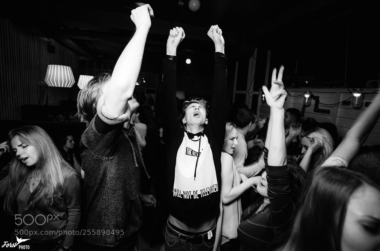 Canon EOS 6D sample photo. Nightclub photography
