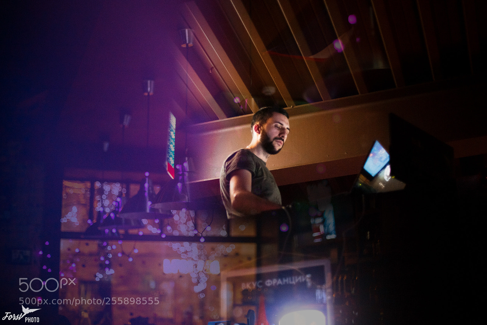 Canon EOS 6D sample photo. Nightclub photography