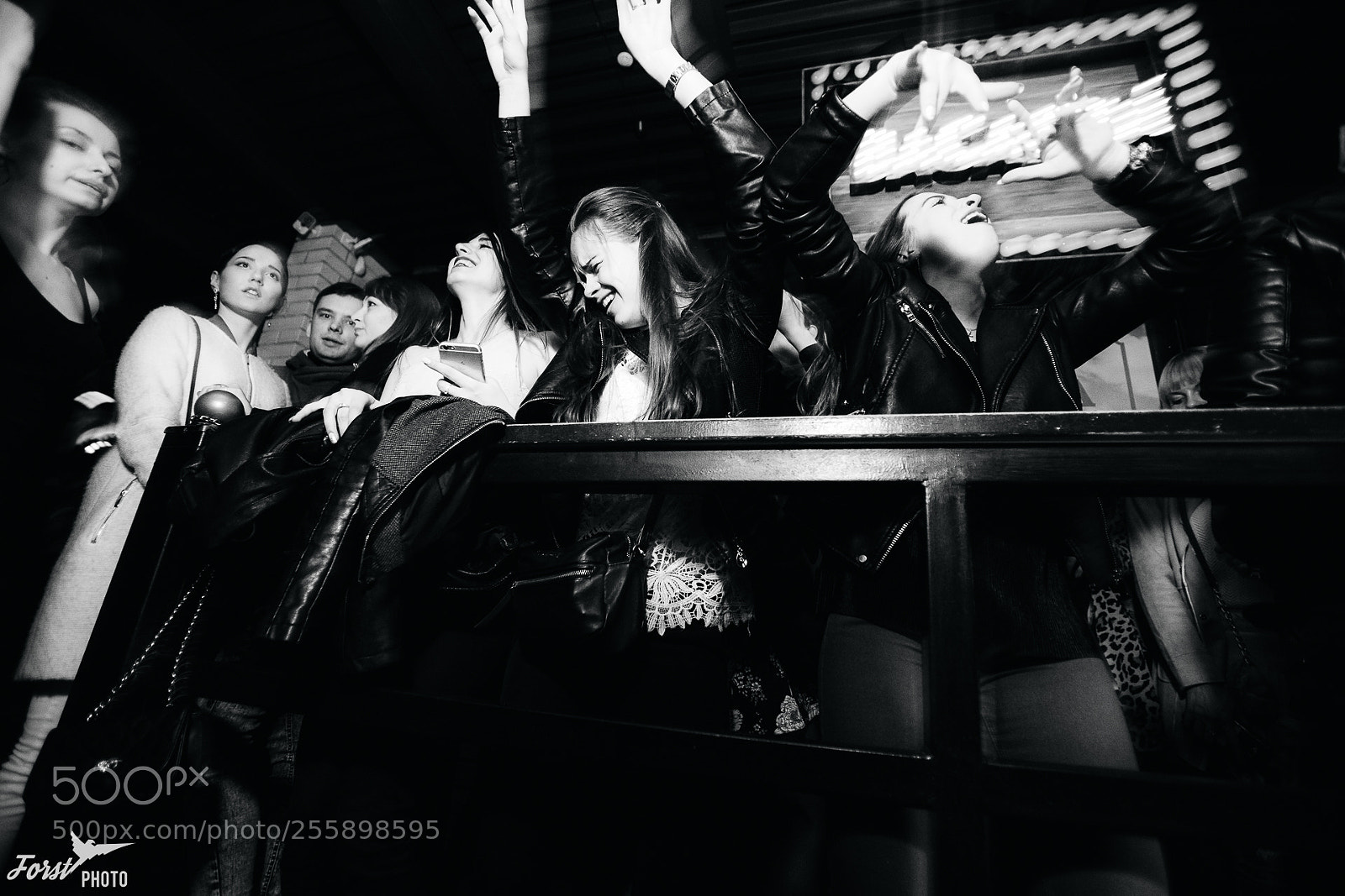 Canon EOS 6D sample photo. Nightclub photography