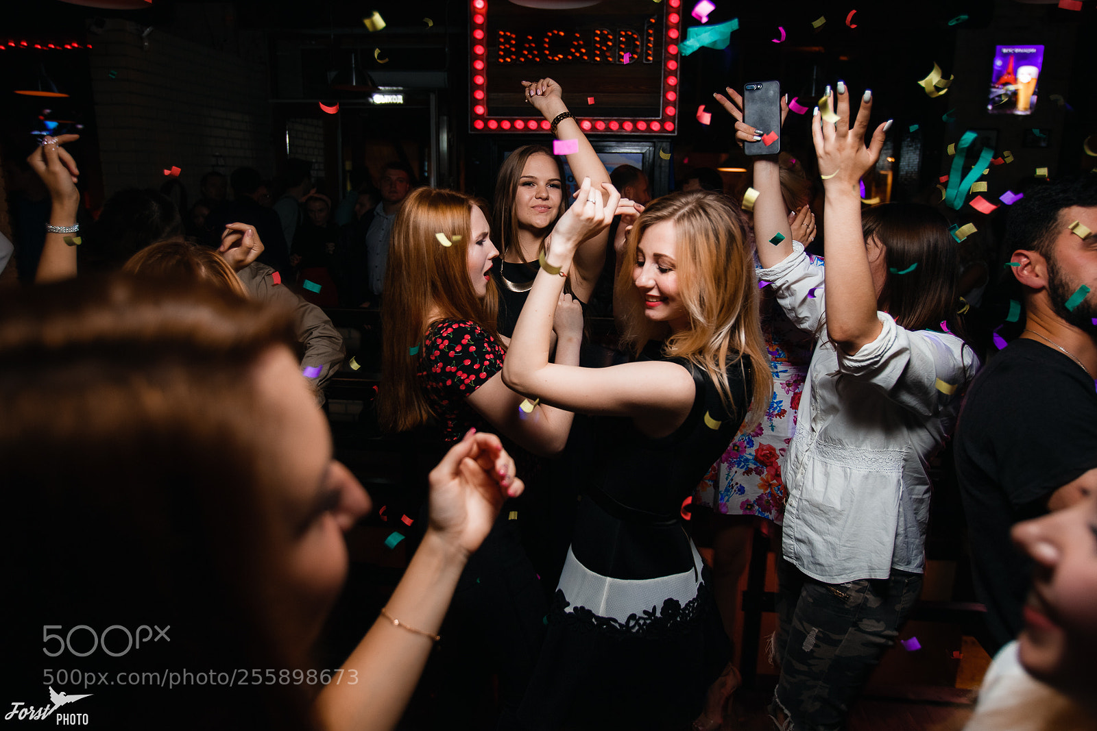 Canon EOS 6D sample photo. Nightclub photography