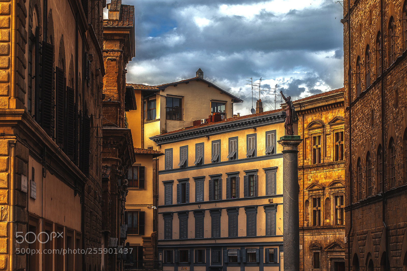 Canon EOS 5D Mark II sample photo. Florence architecture (2018) photography