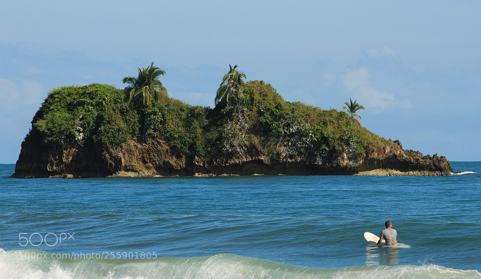 Canon EOS 1300D (EOS Rebel T6 / EOS Kiss X80) sample photo. Pura vida surfing photography