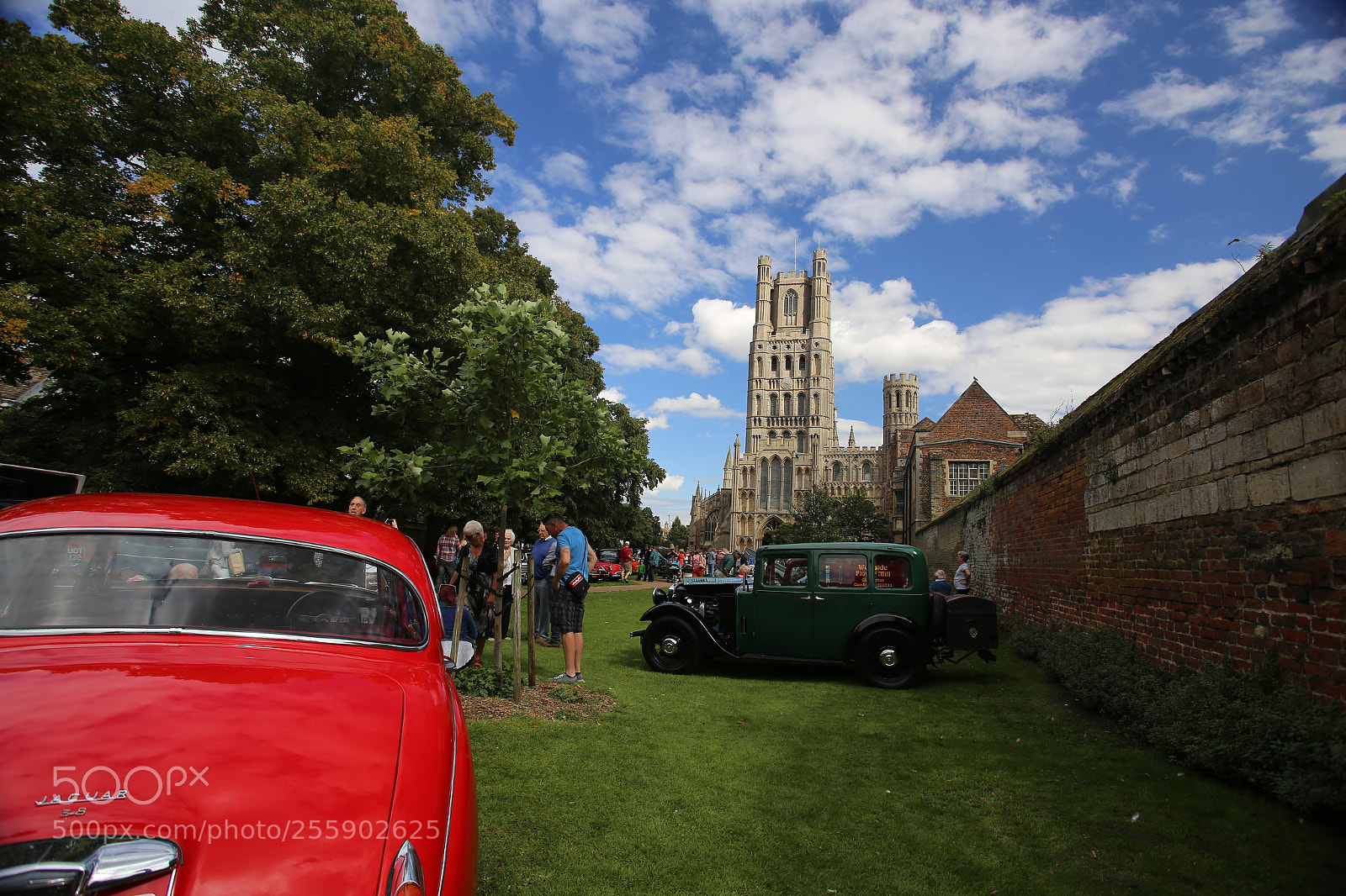 Canon EOS 6D + Canon EF 17-40mm F4L USM sample photo. Cambridge classic car club photography